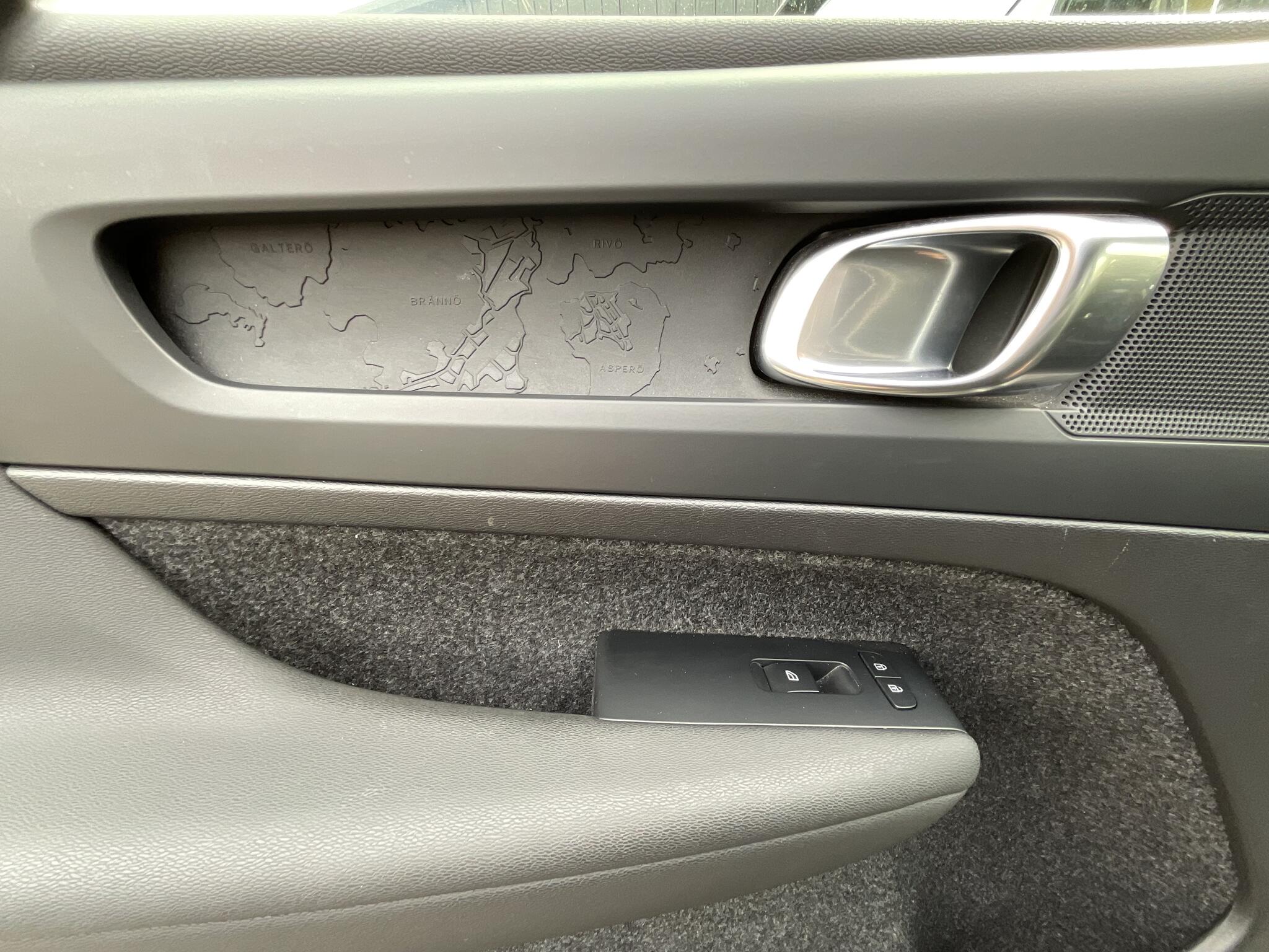 Volvo XC40 view 24