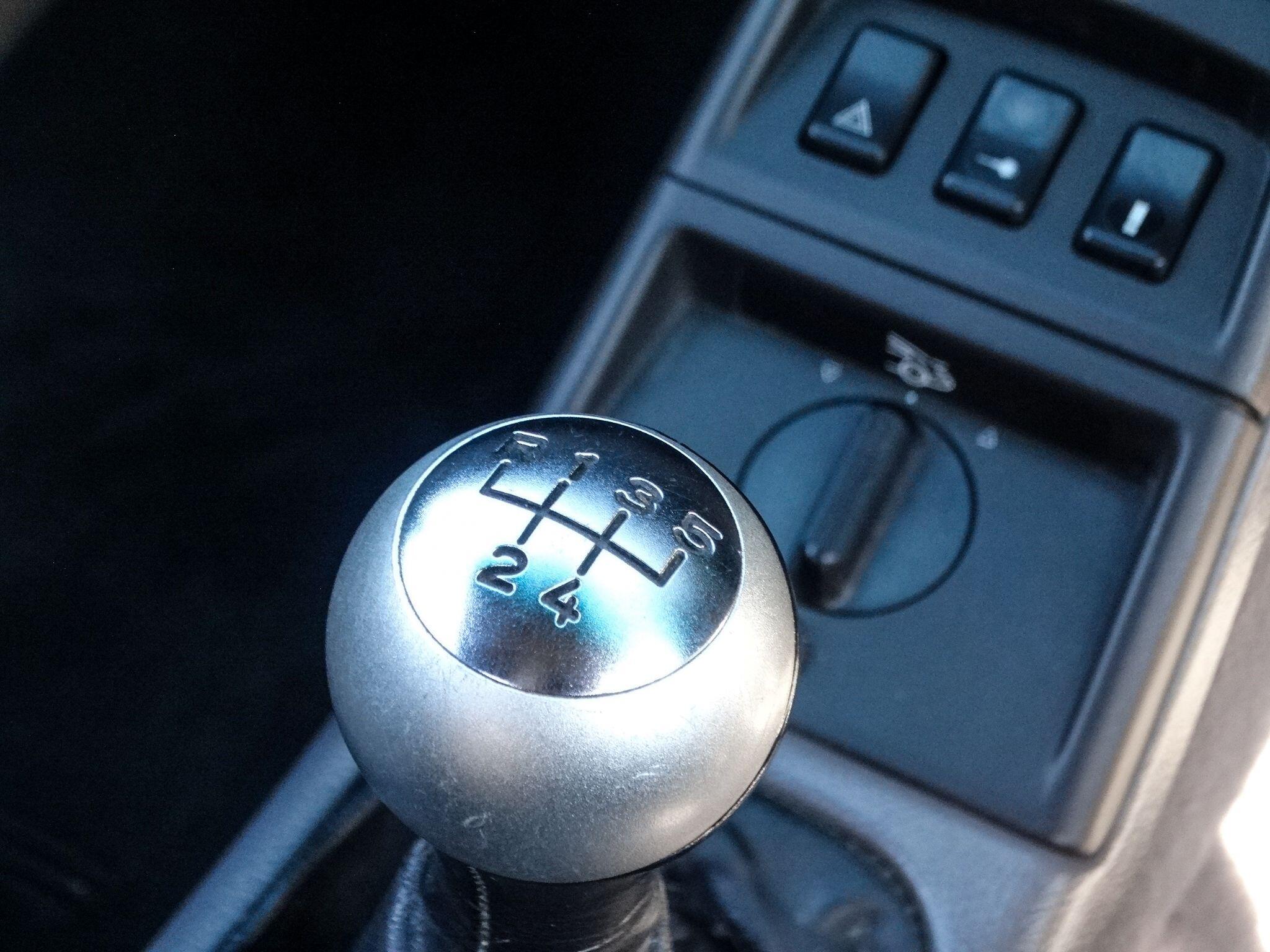 Porsche 911 view 21