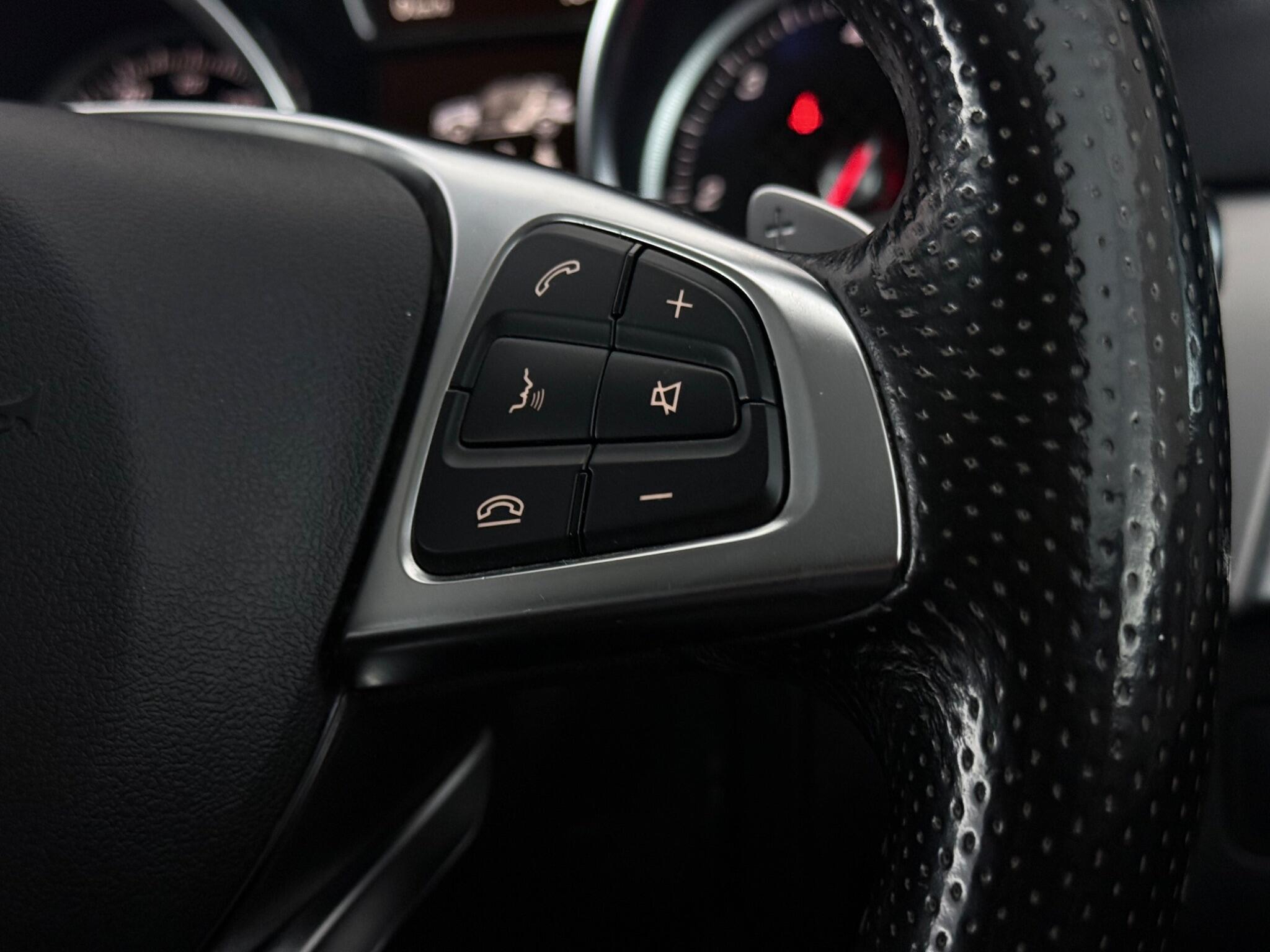 Mercedes-Benz GLE view 16