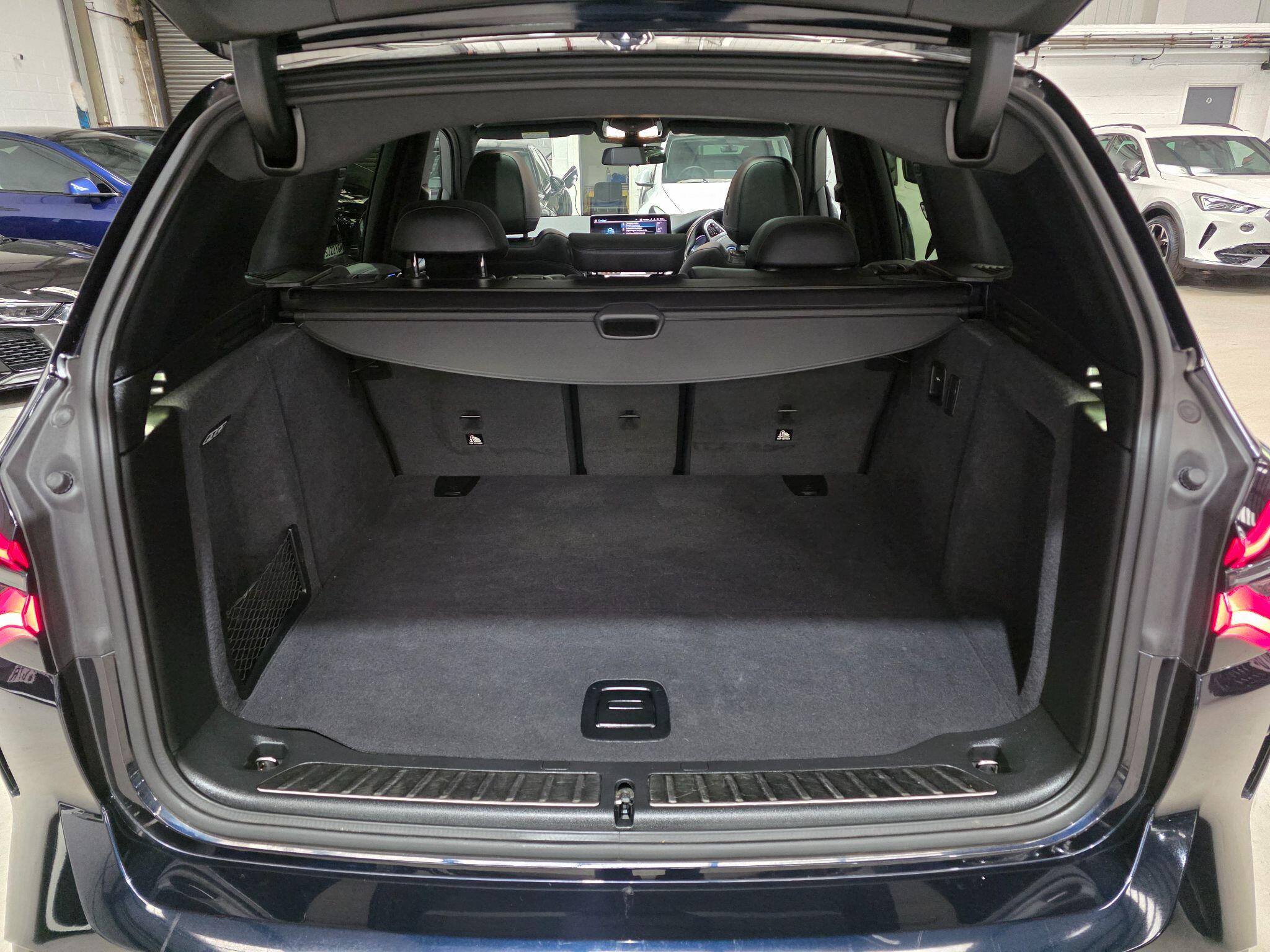BMW Ix3 view 36