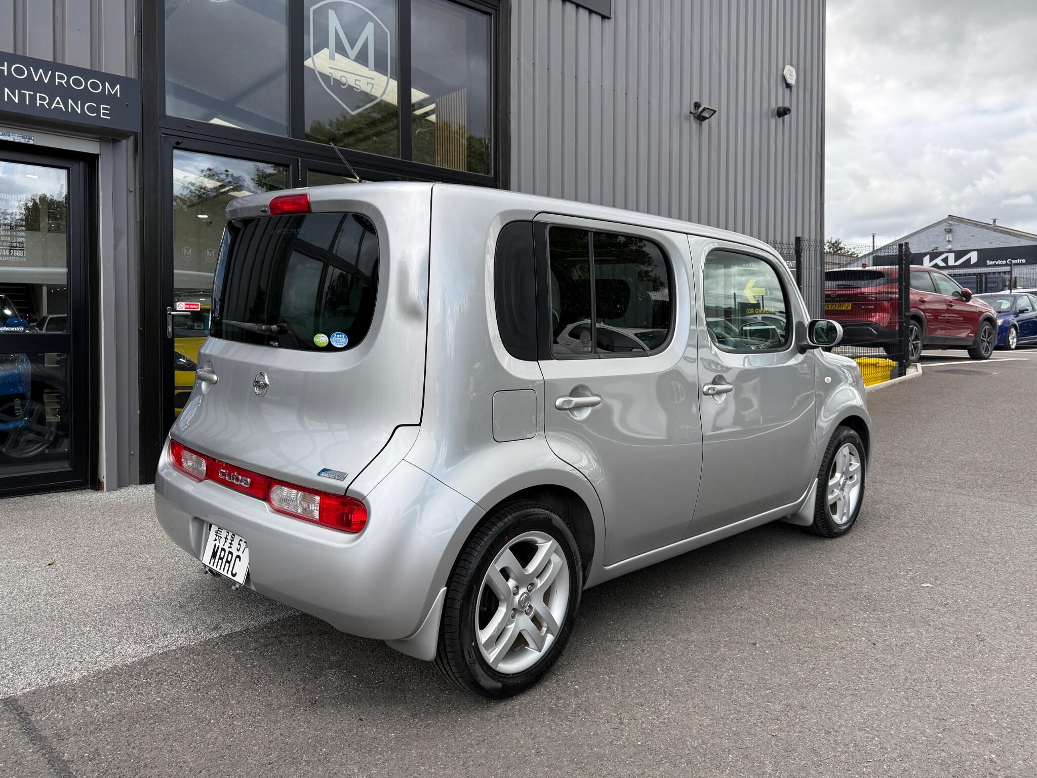 Nissan Cube view 12