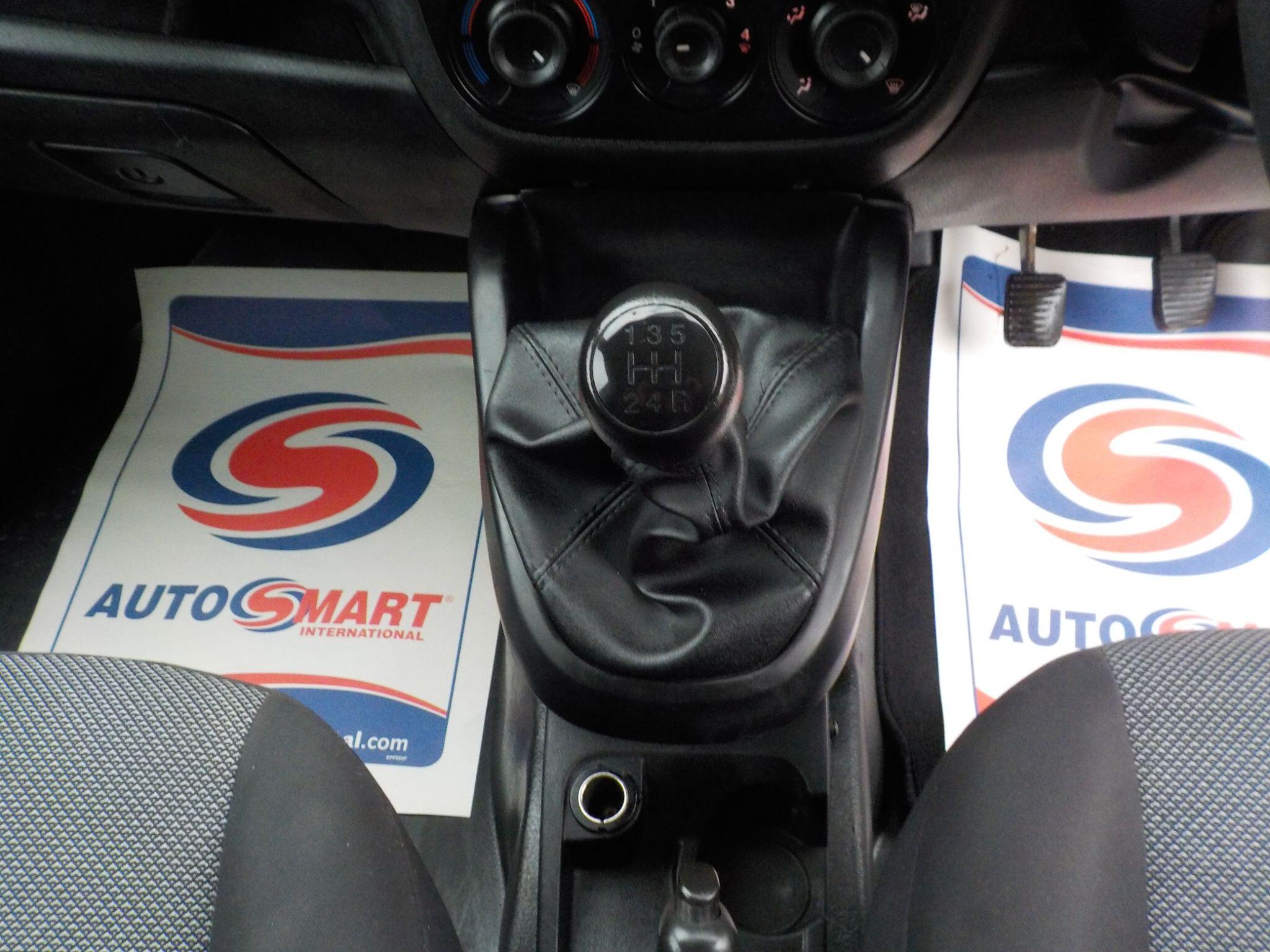 Fiat Doblo 1.3 JTD MultiJet 16v L1 H1 4dr