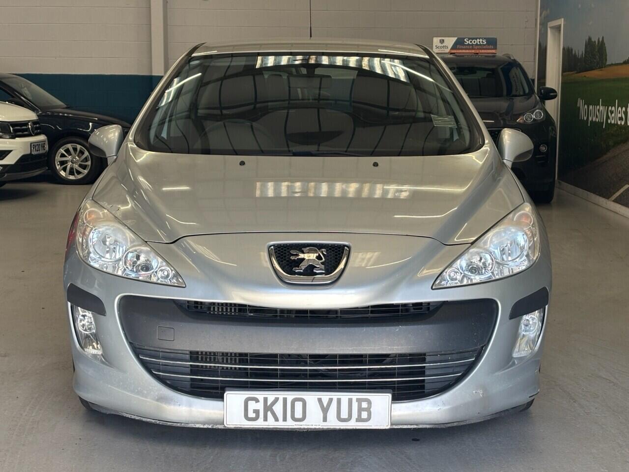 Peugeot 308 view 2