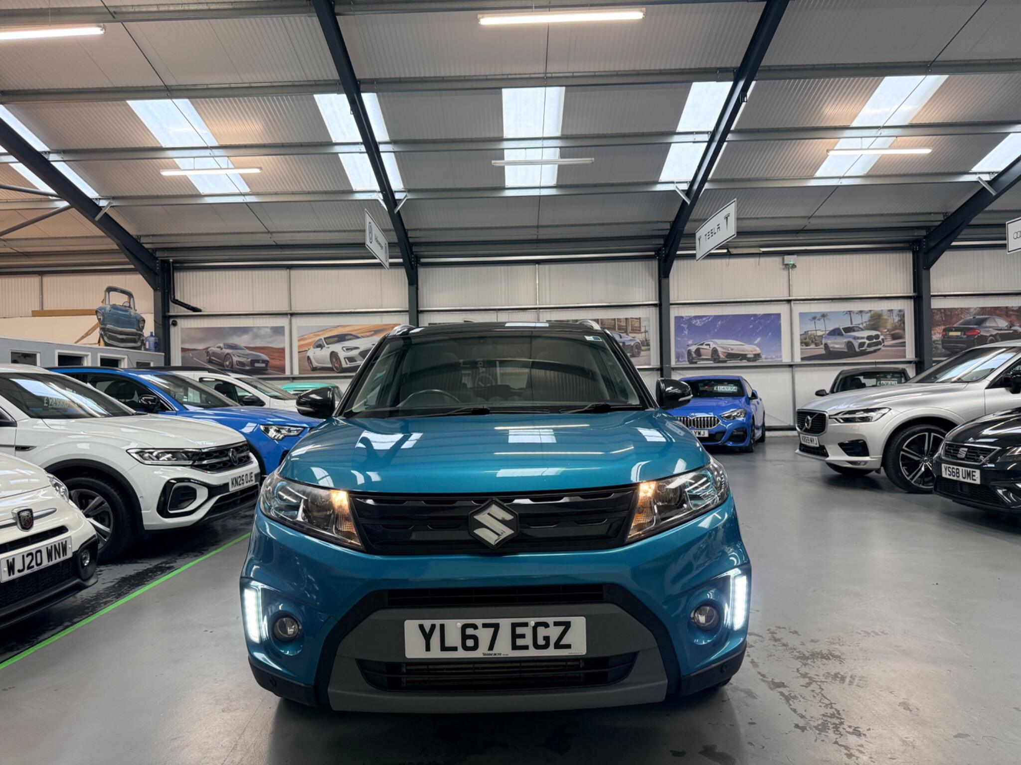 Suzuki Vitara view 12