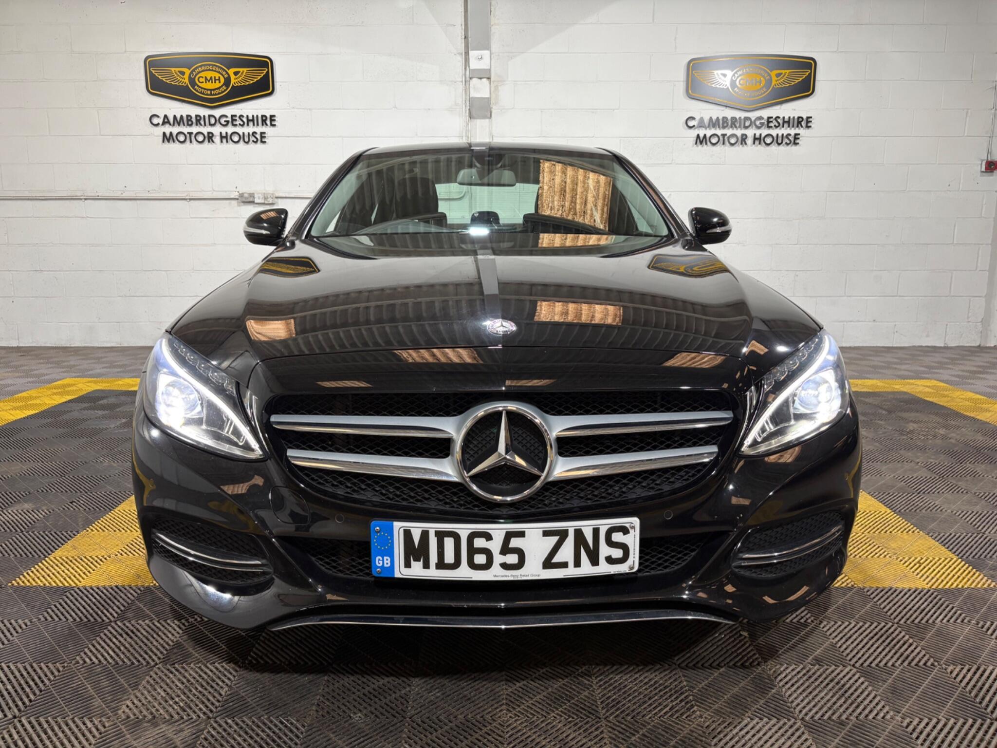Mercedes-Benz C Class view 4