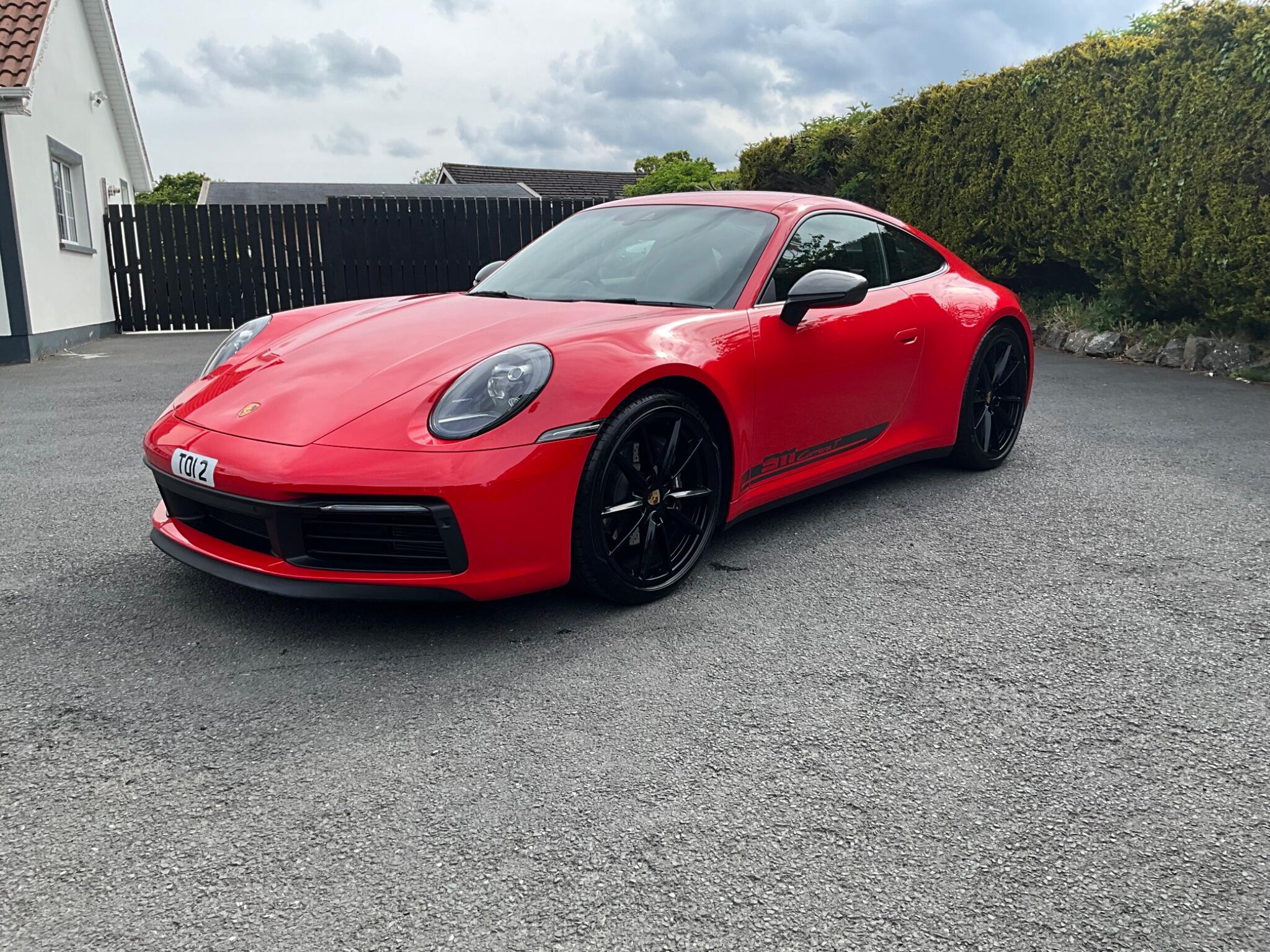 Porsche 911 view 2