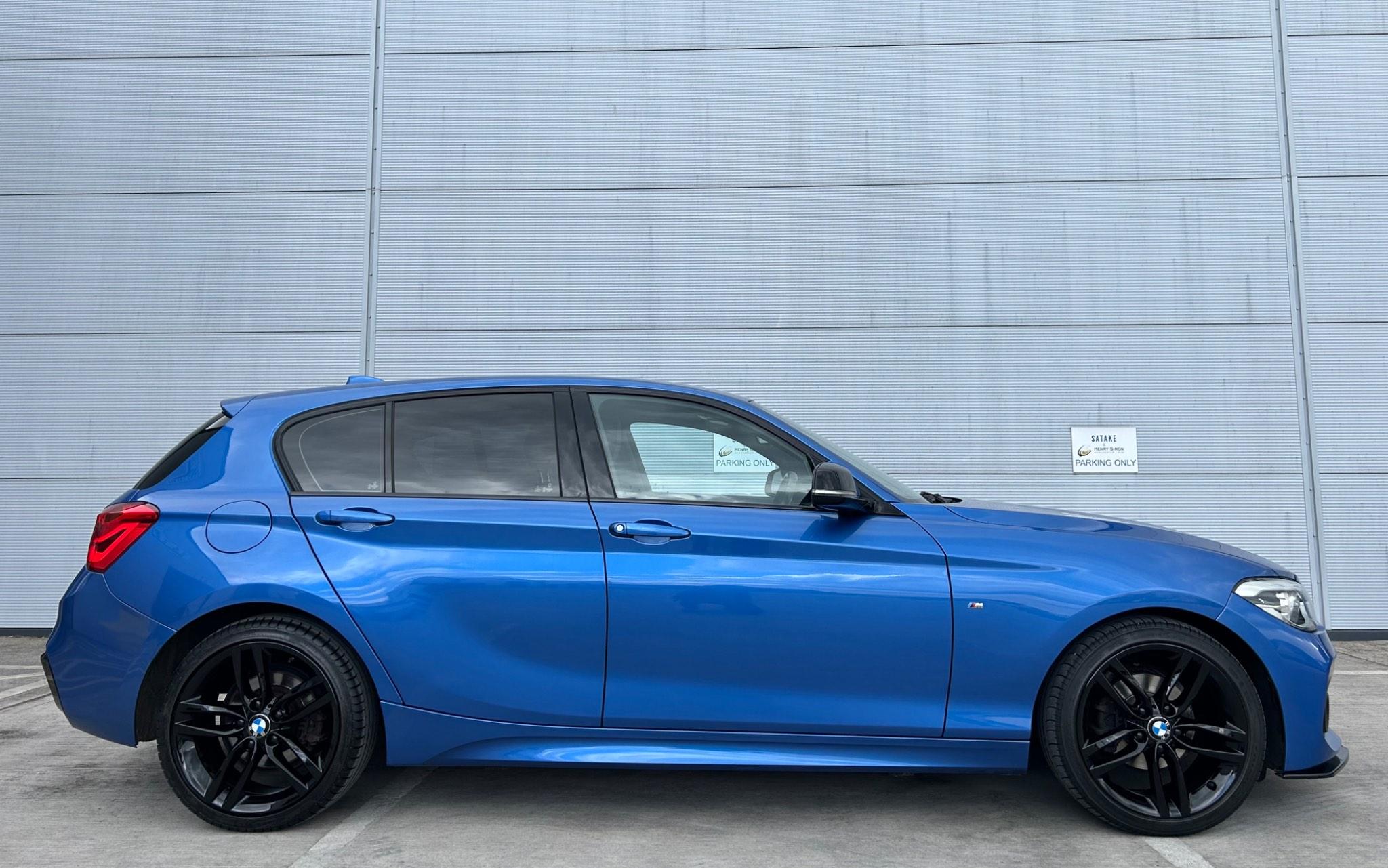 BMW 1 Series view 8