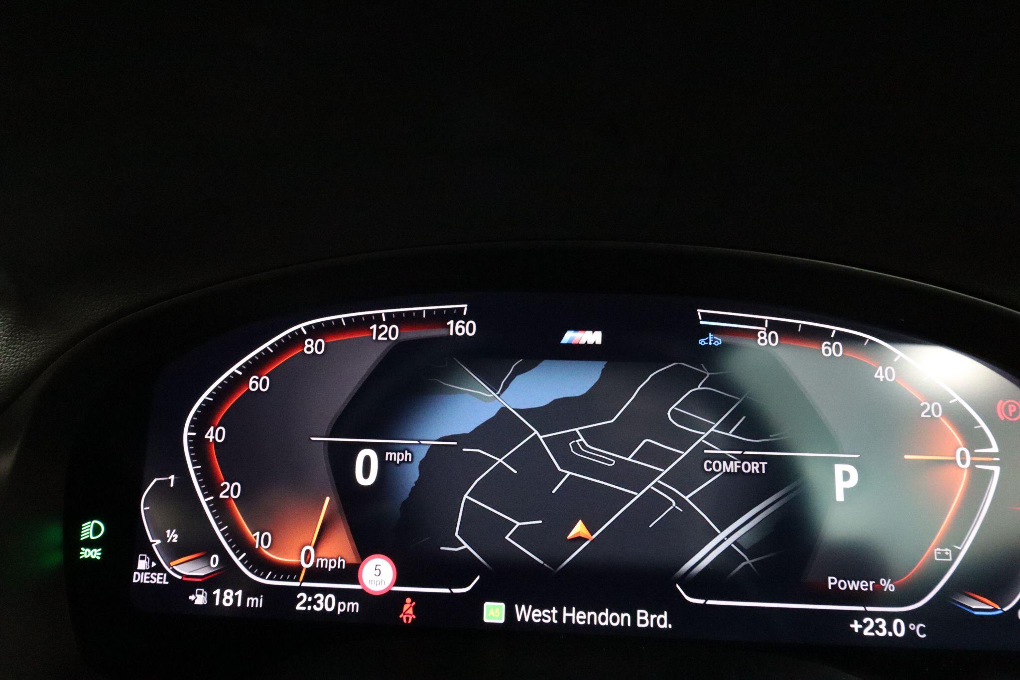 BMW X4 view 37