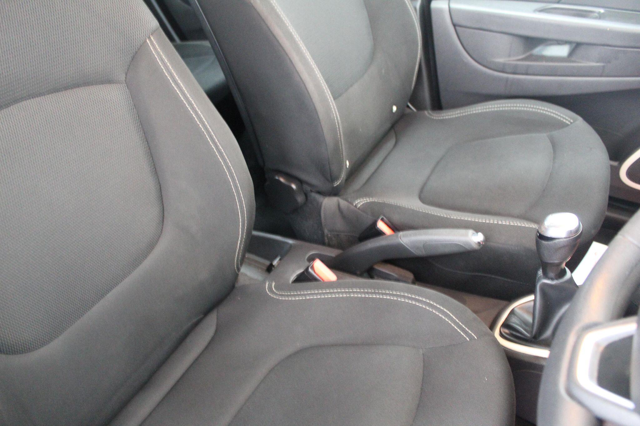 Renault Captur view 38