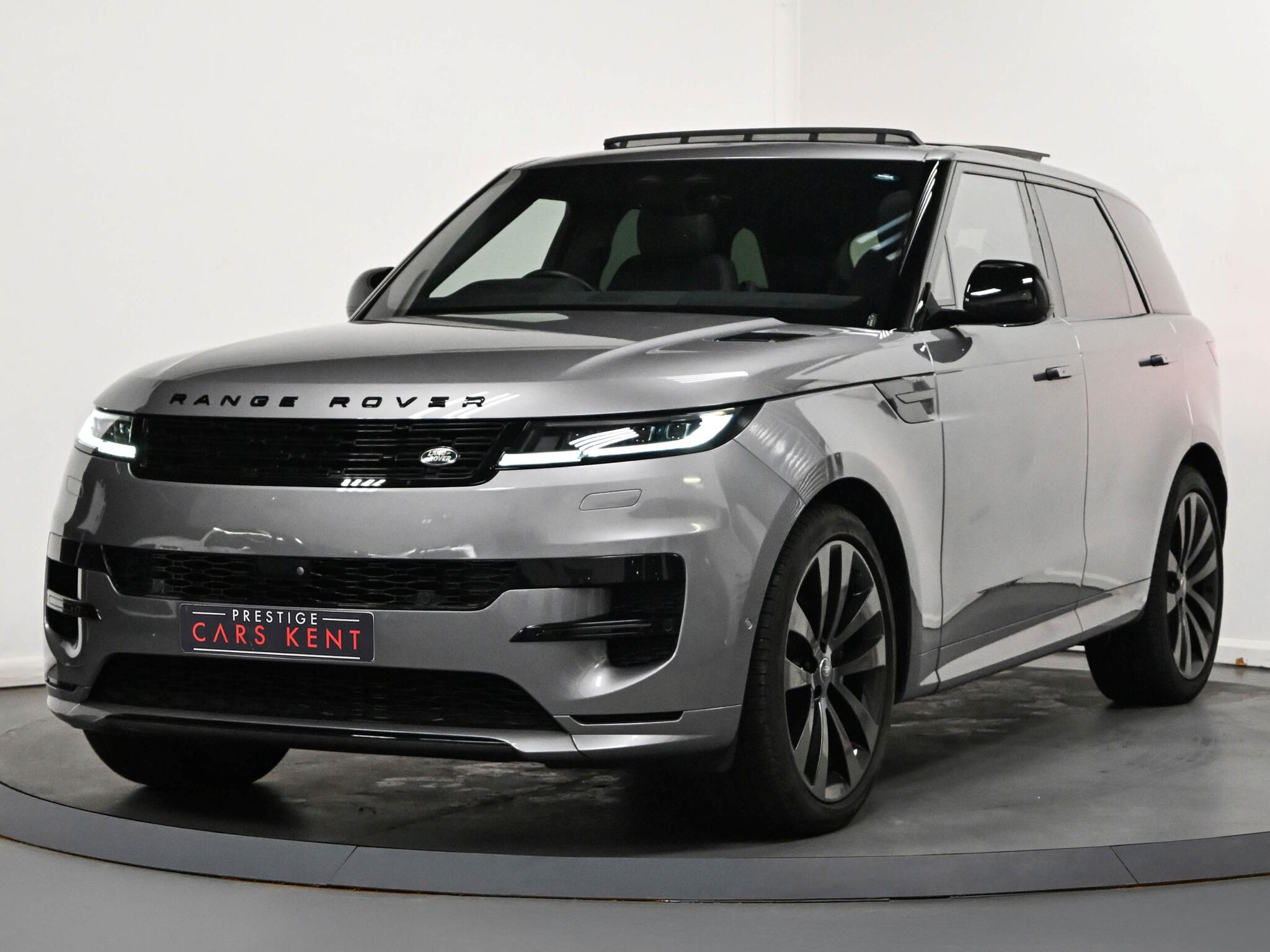 Land Rover Range Rover Sport view 6