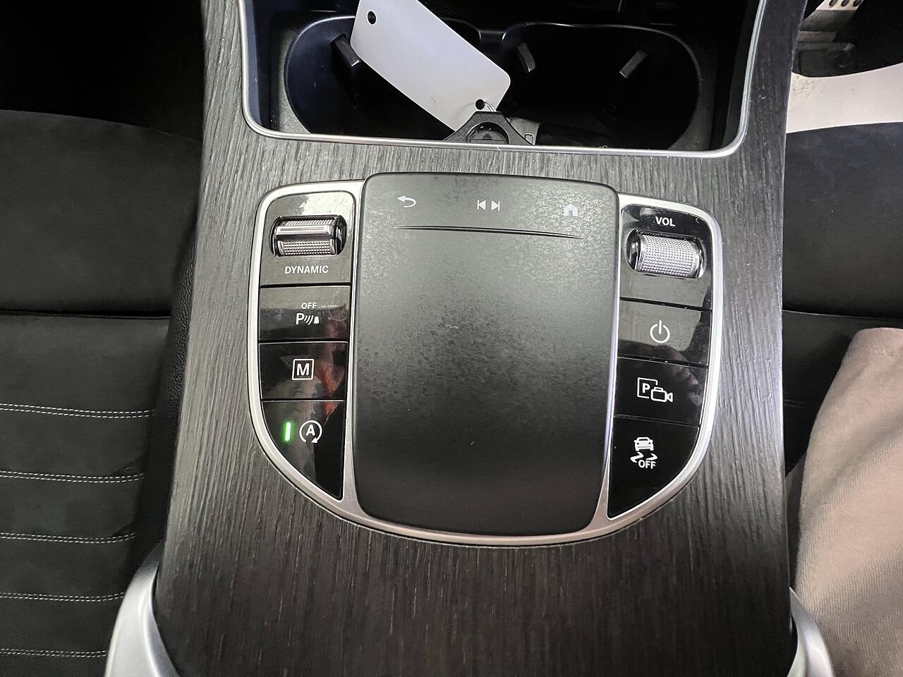Mercedes-Benz GLC view 14