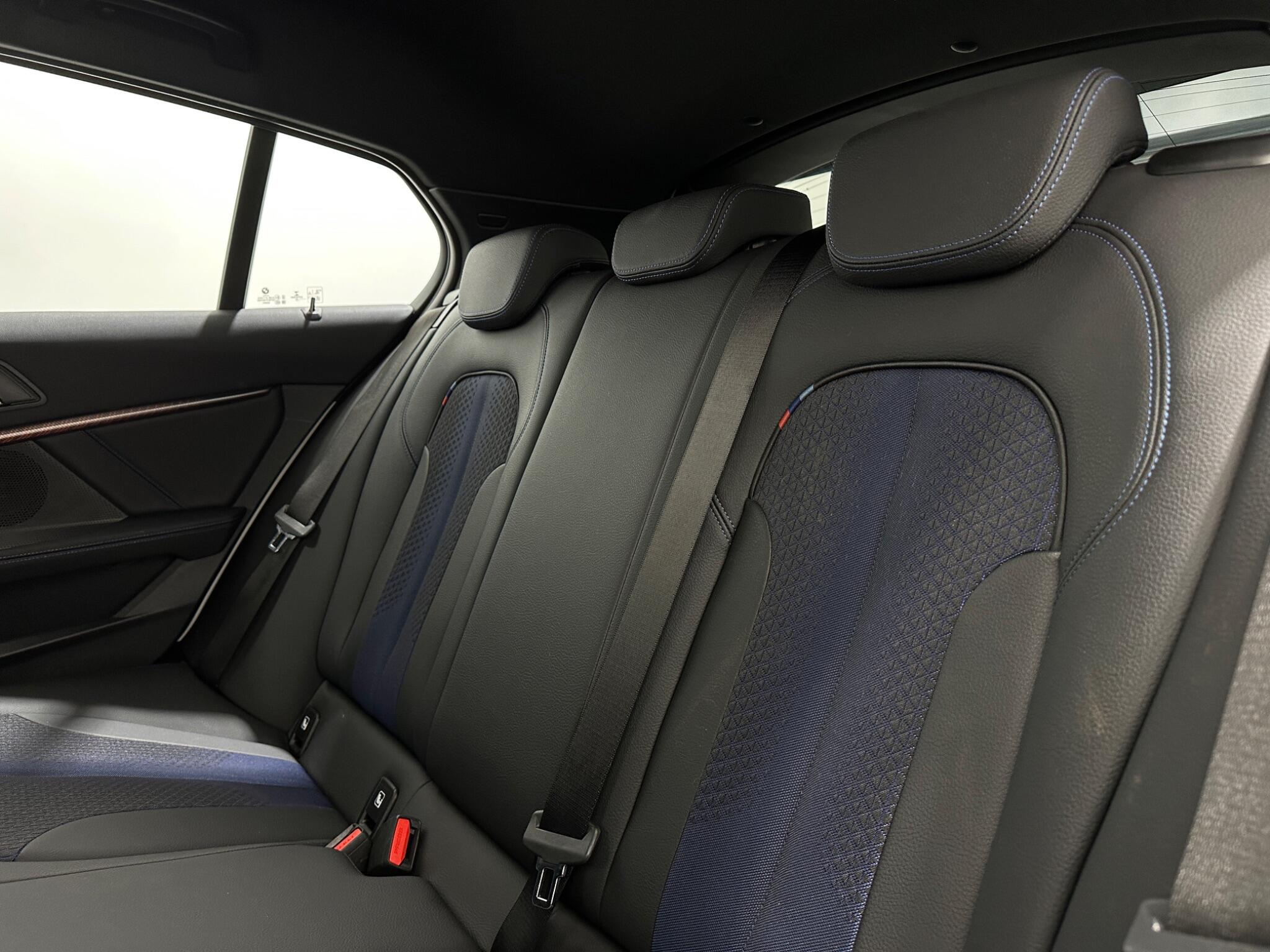 BMW 1 Series view 41