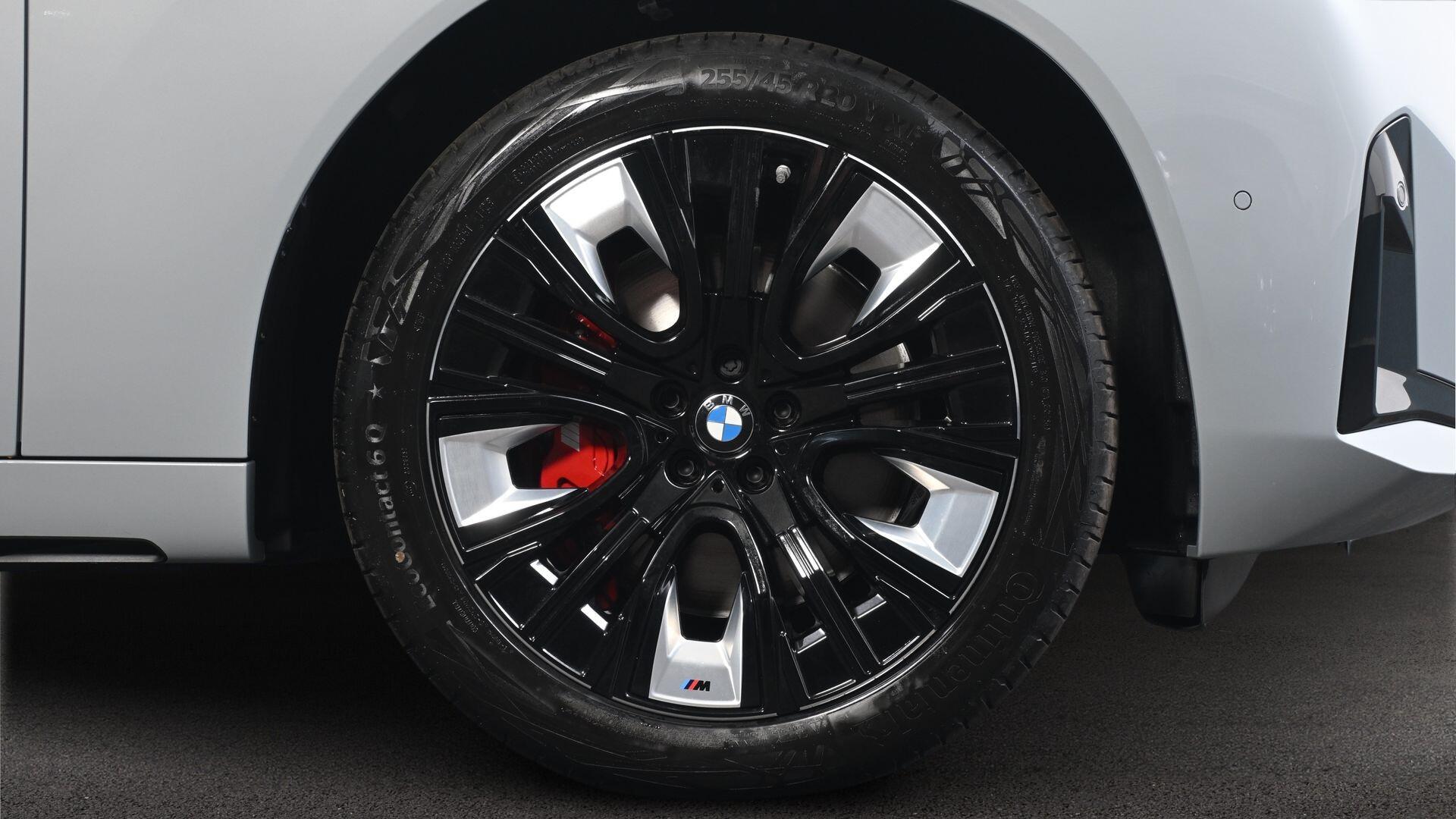 BMW X3 view 14