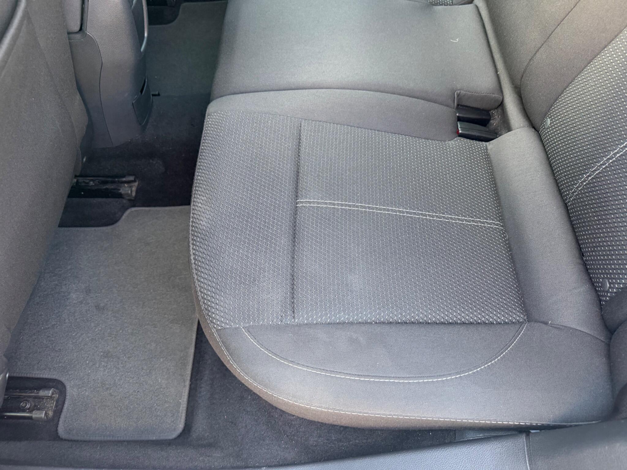 Vauxhall Astra view 24
