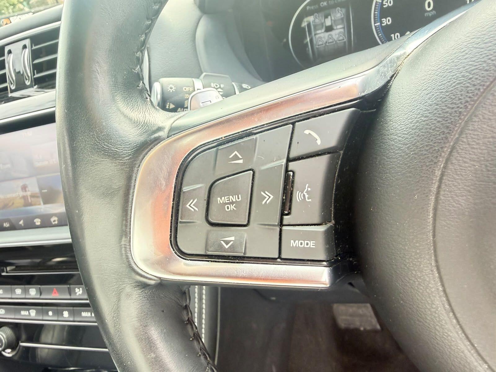 Jaguar F-Pace view 26