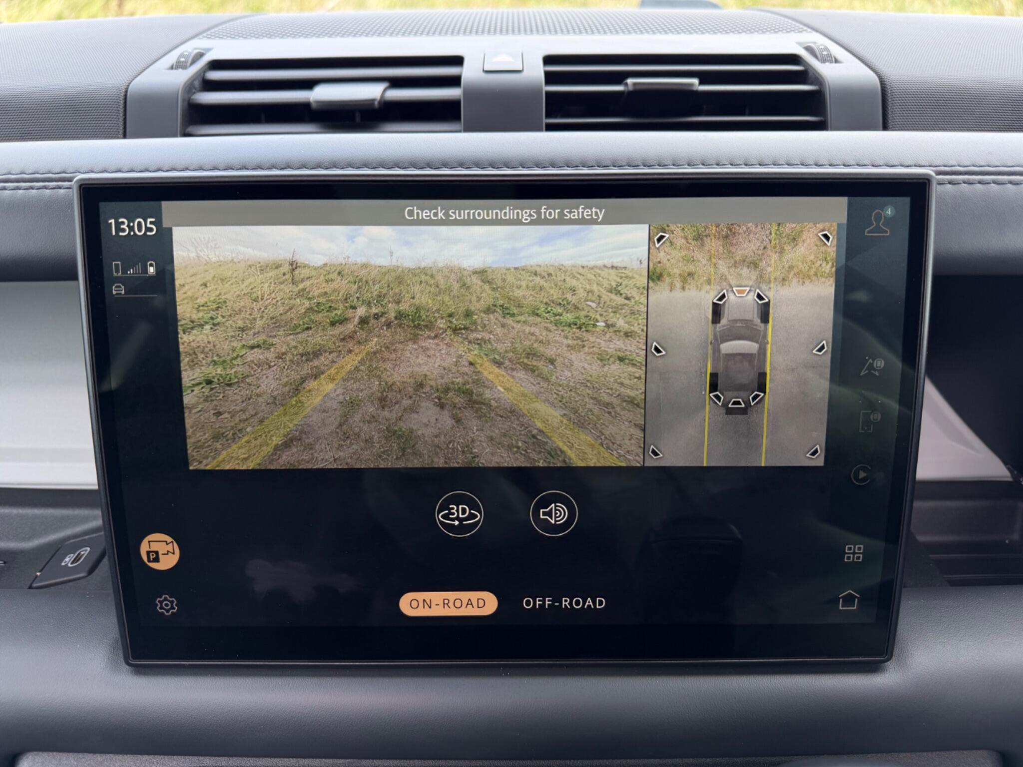 Land Rover Defender view 11