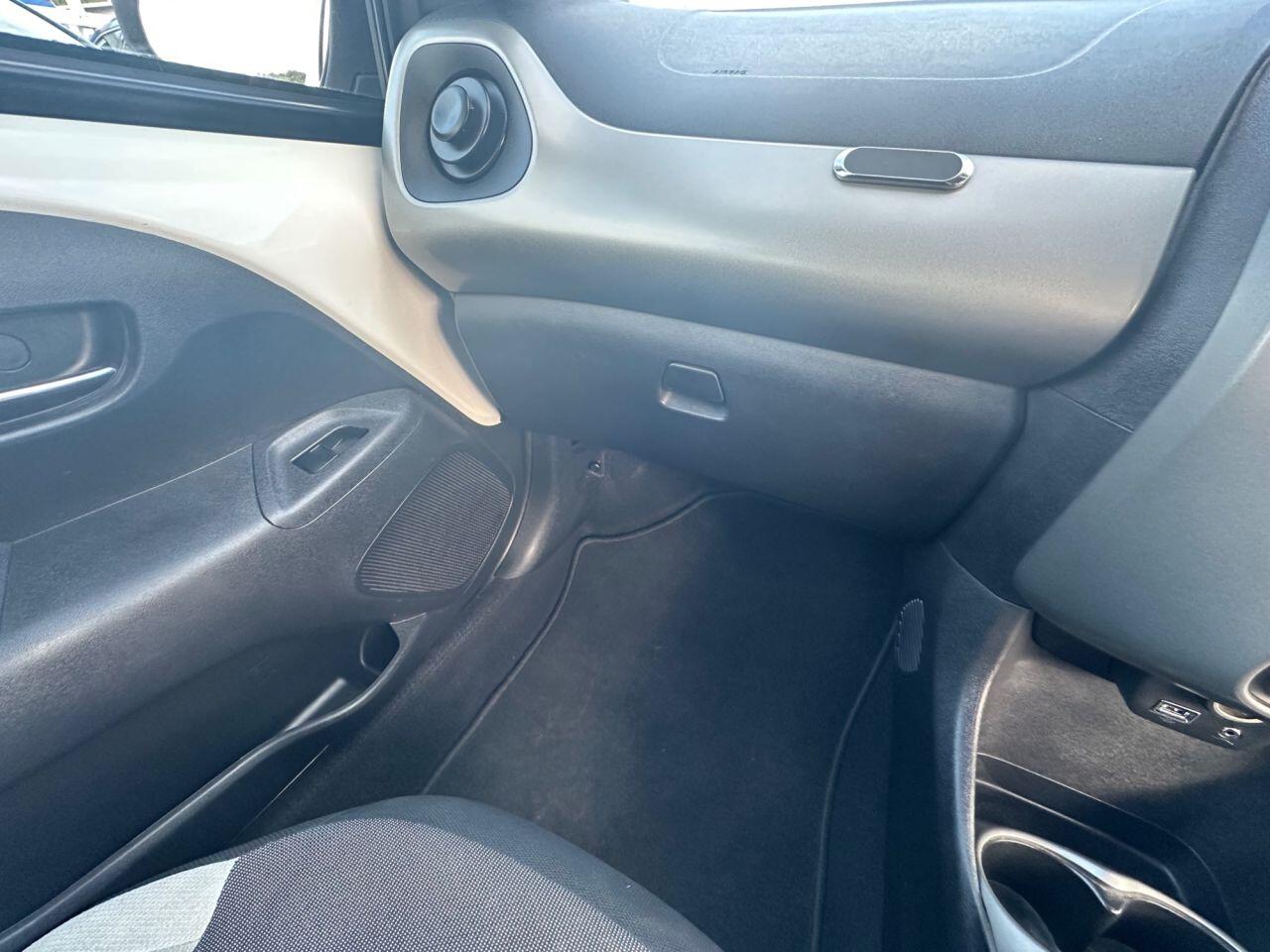 Toyota Aygo view 58