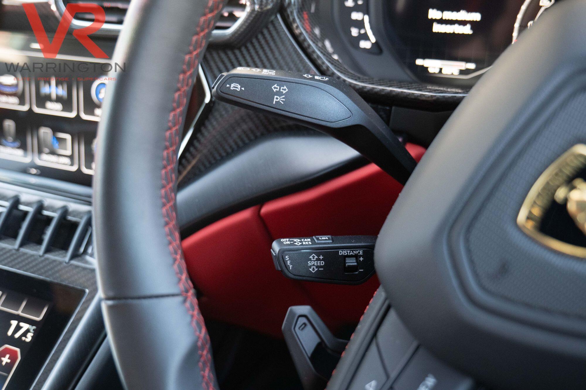 Lamborghini Urus view 11