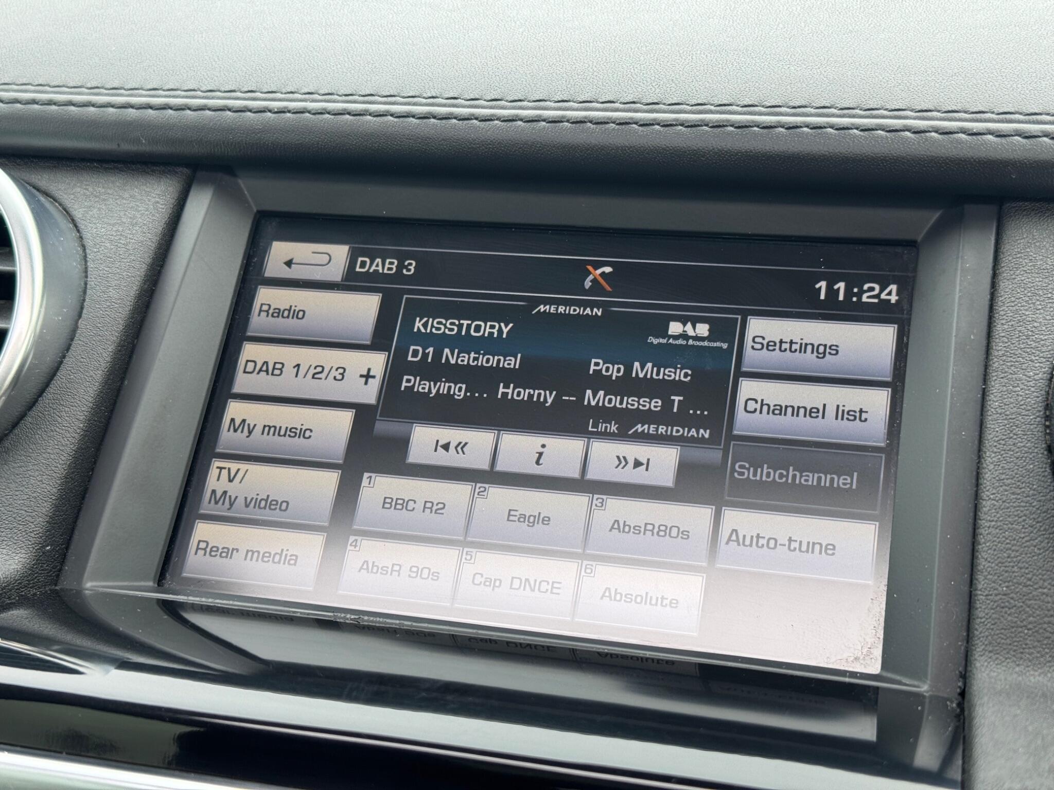 Land Rover Discovery view 45