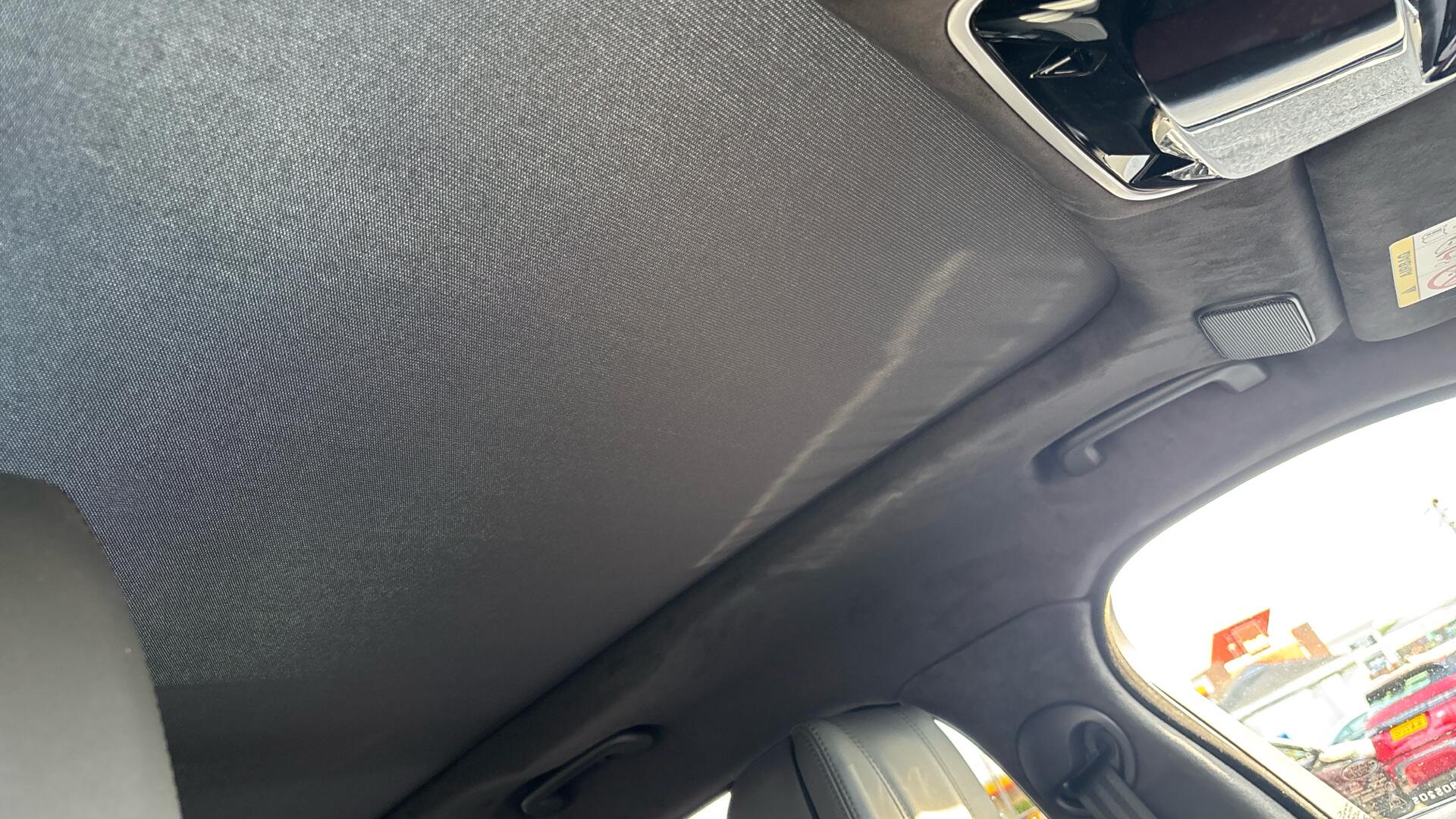 Land Rover Range Rover Velar view 40