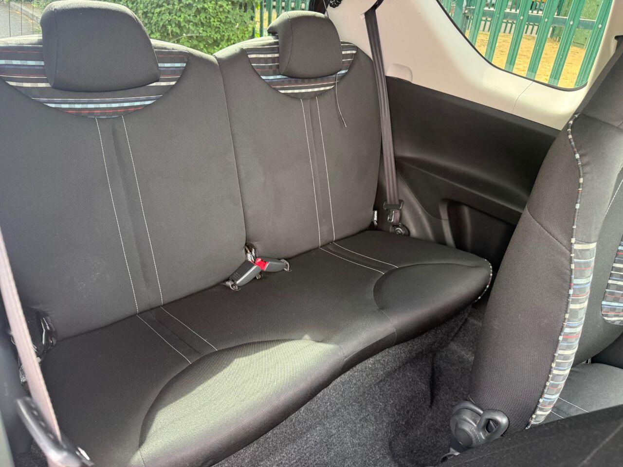 Citroen C1 view 26
