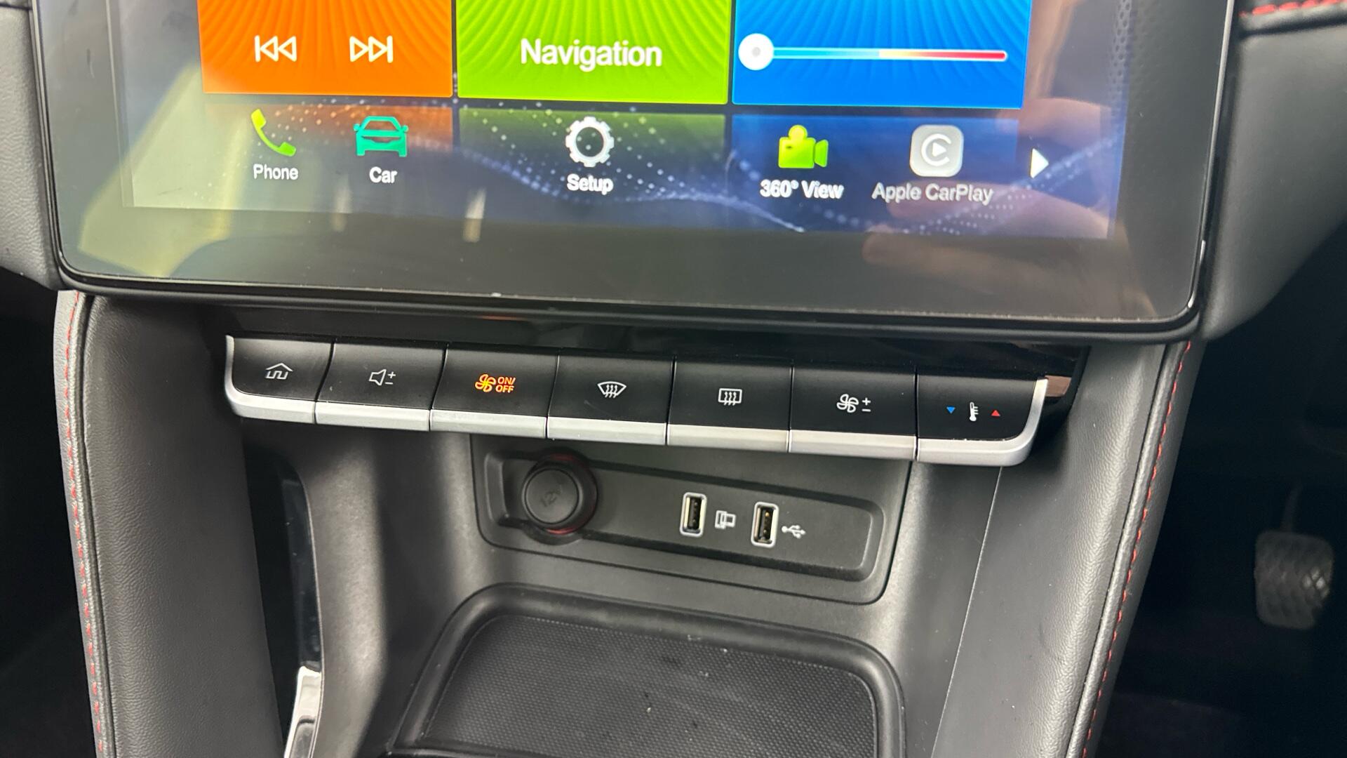 MG ZS view 27