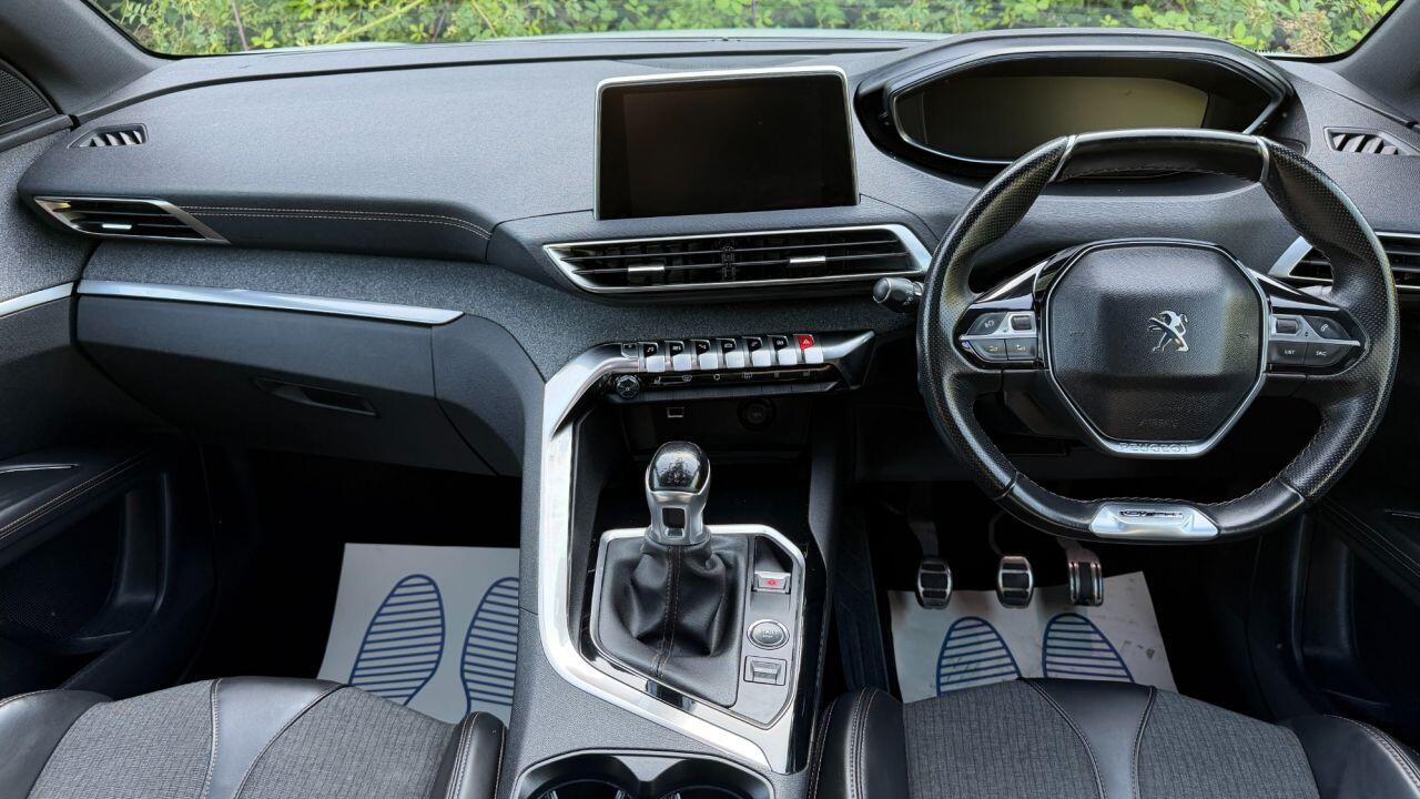 Peugeot 3008 view 14