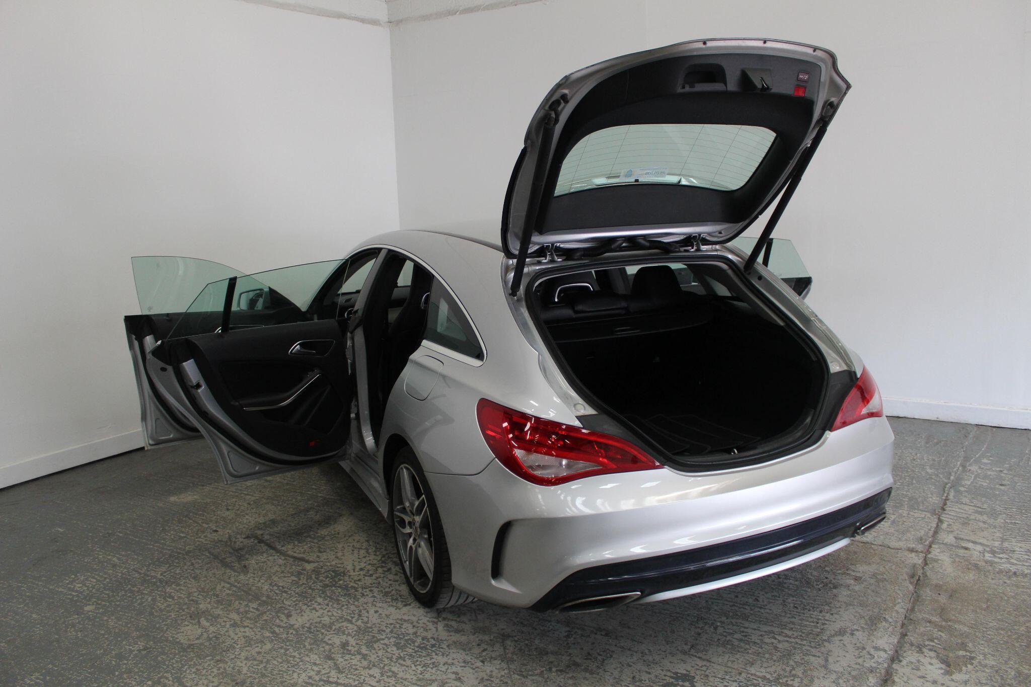 Mercedes-Benz CLA view 20