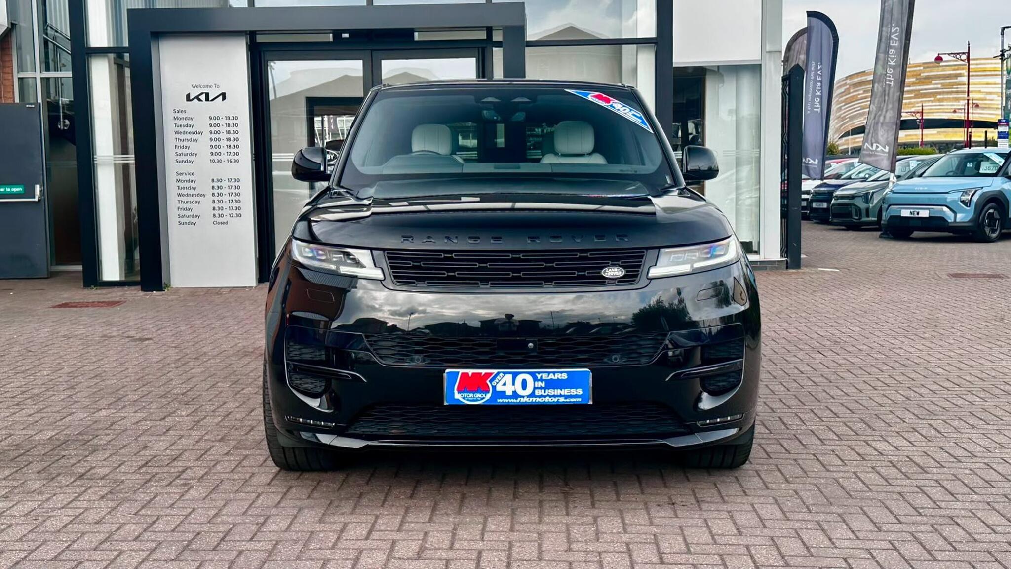 Land Rover Range Rover view 9