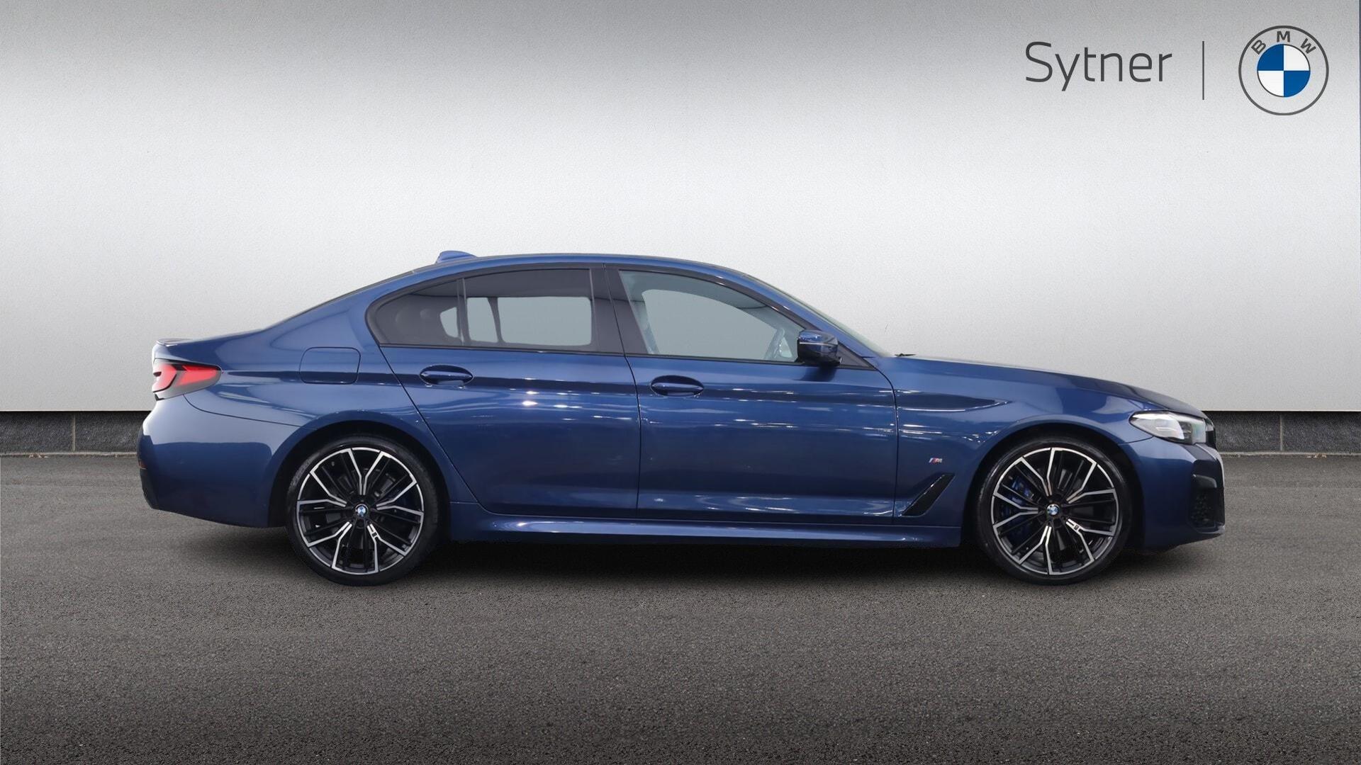 BMW 5 Series view 3