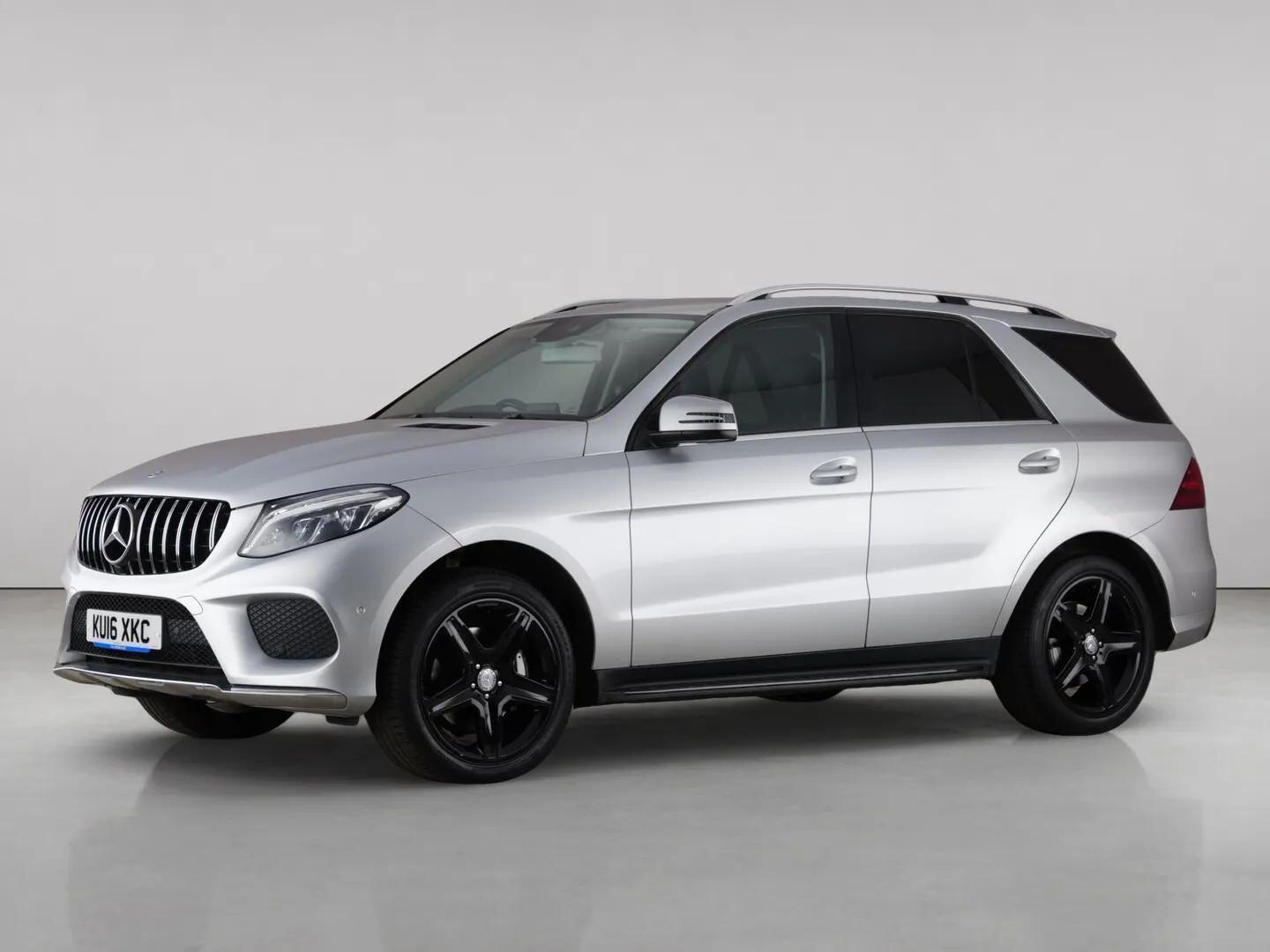 Mercedes-Benz GLE view 2