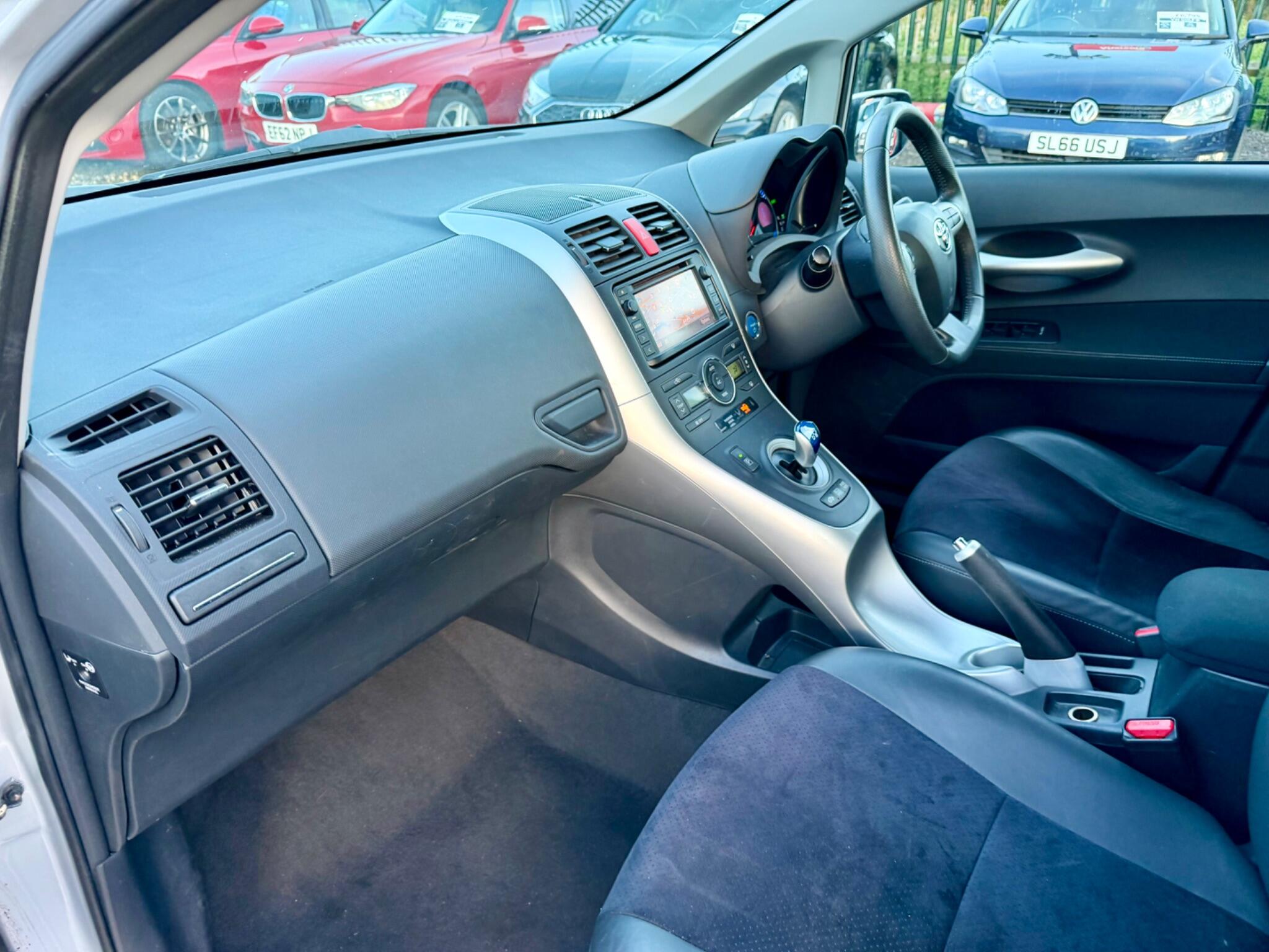 Toyota Auris view 23