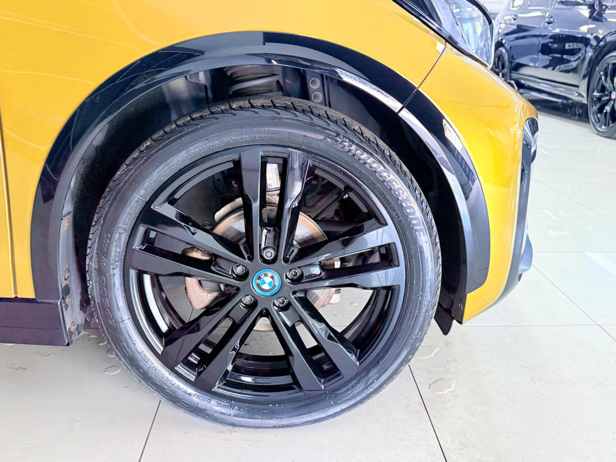 BMW I3 view 26