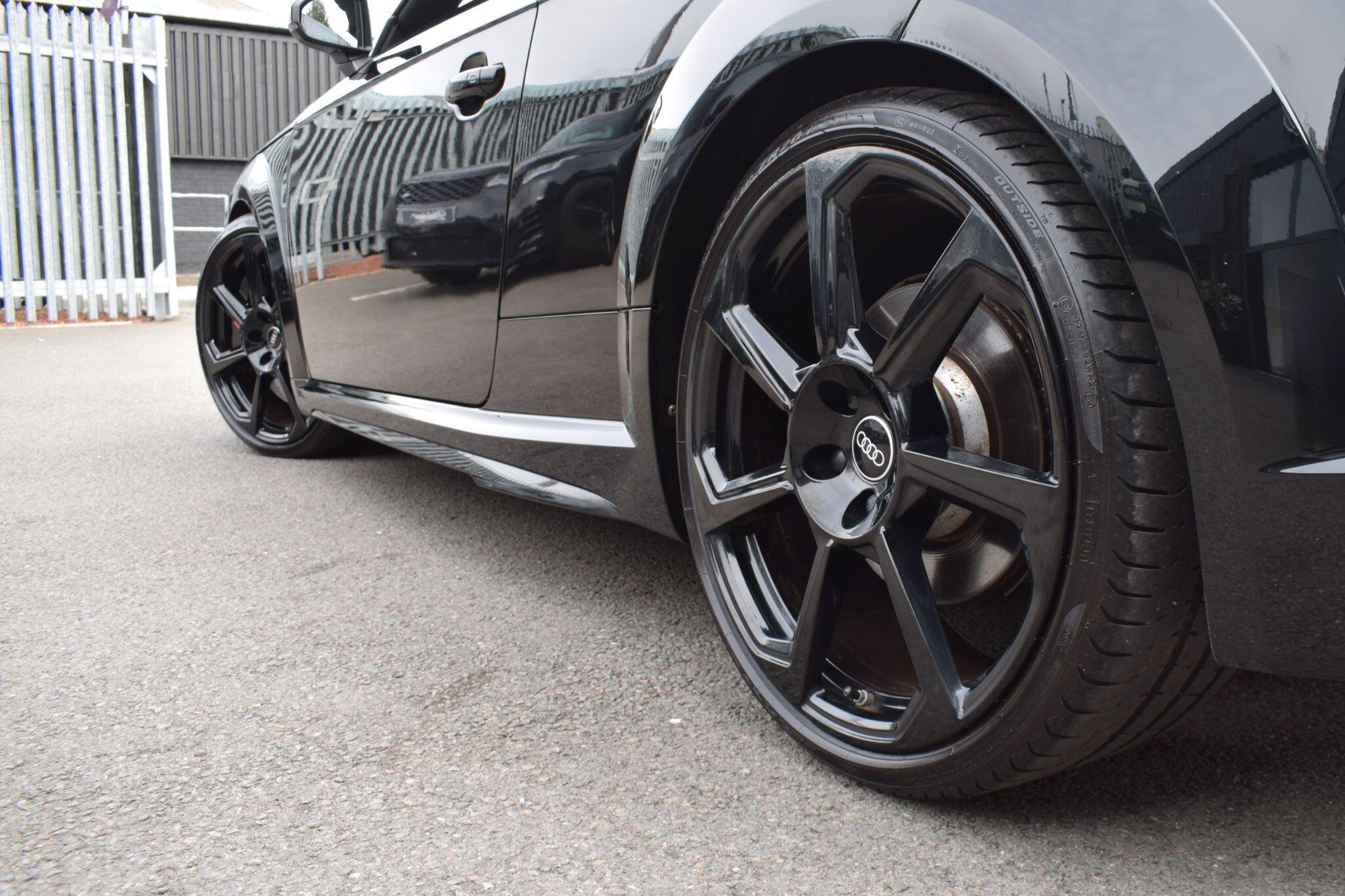 Audi TT RS view 34