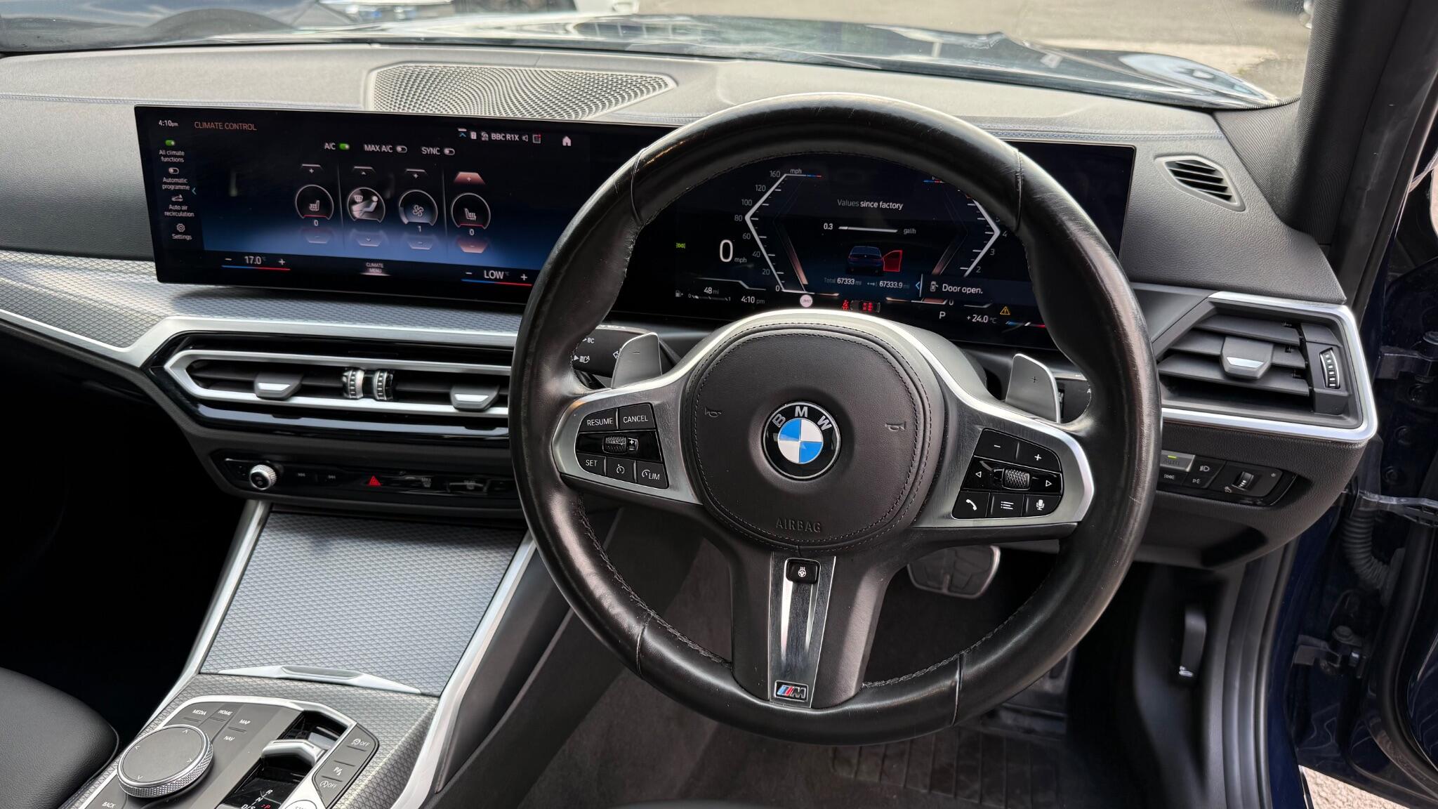 BMW 3 Series view 20
