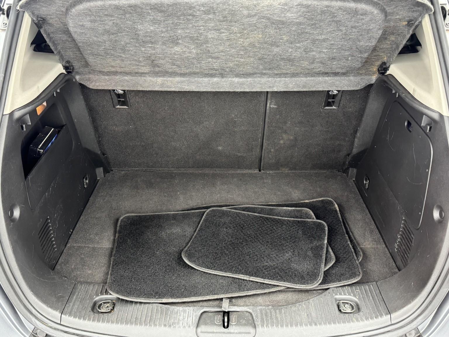 Vauxhall Mokka view 34