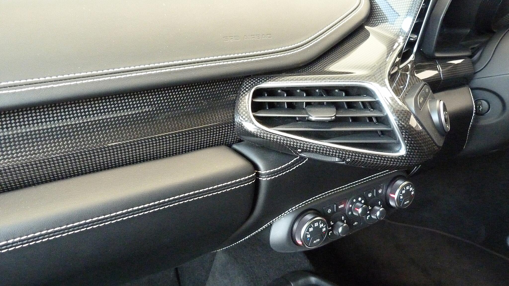 Ferrari 458 view 32