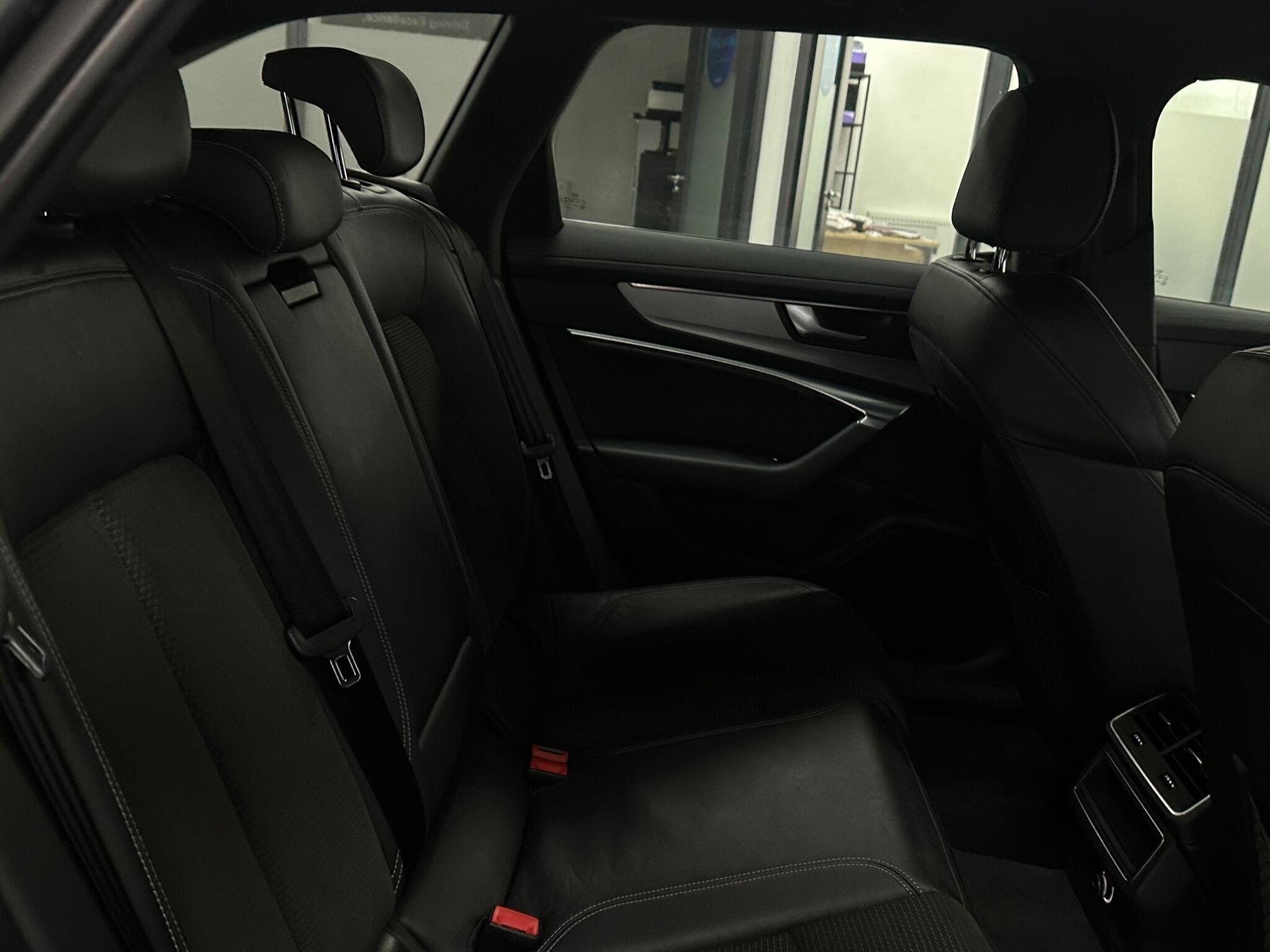 Audi A6 Avant view 31