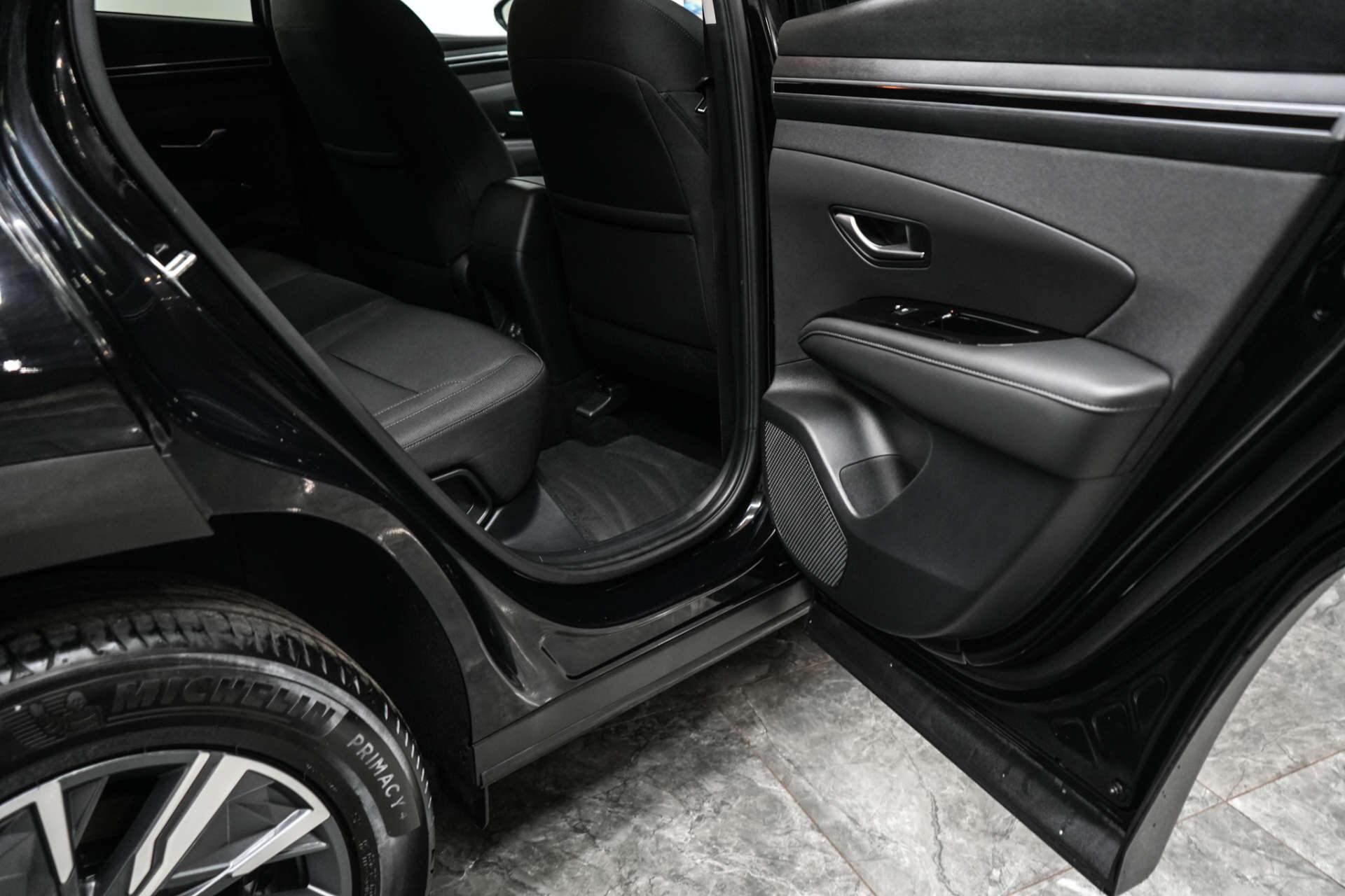 Hyundai Tucson view 22