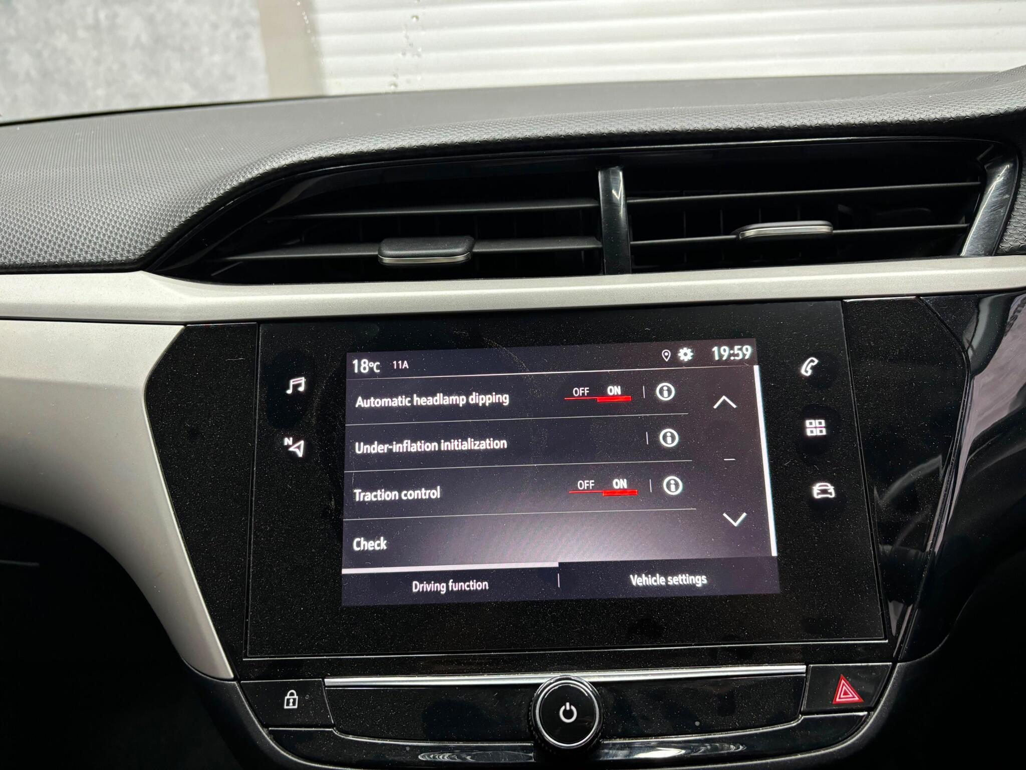 Vauxhall Corsa view 14