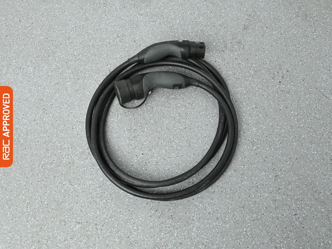 Mercedes-Benz EQA view 28