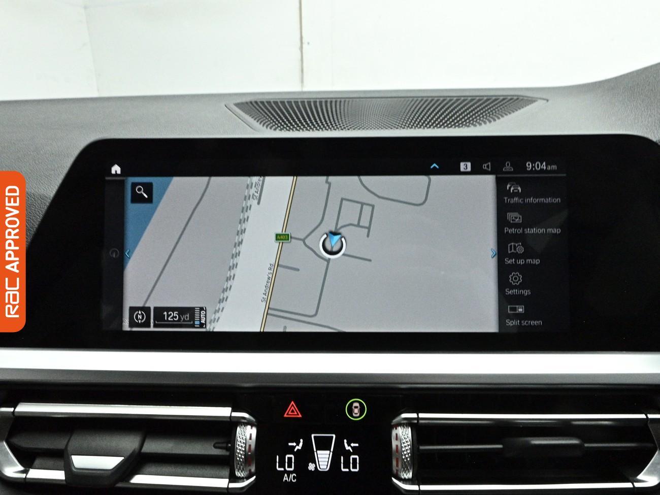 BMW 3 Series view 3