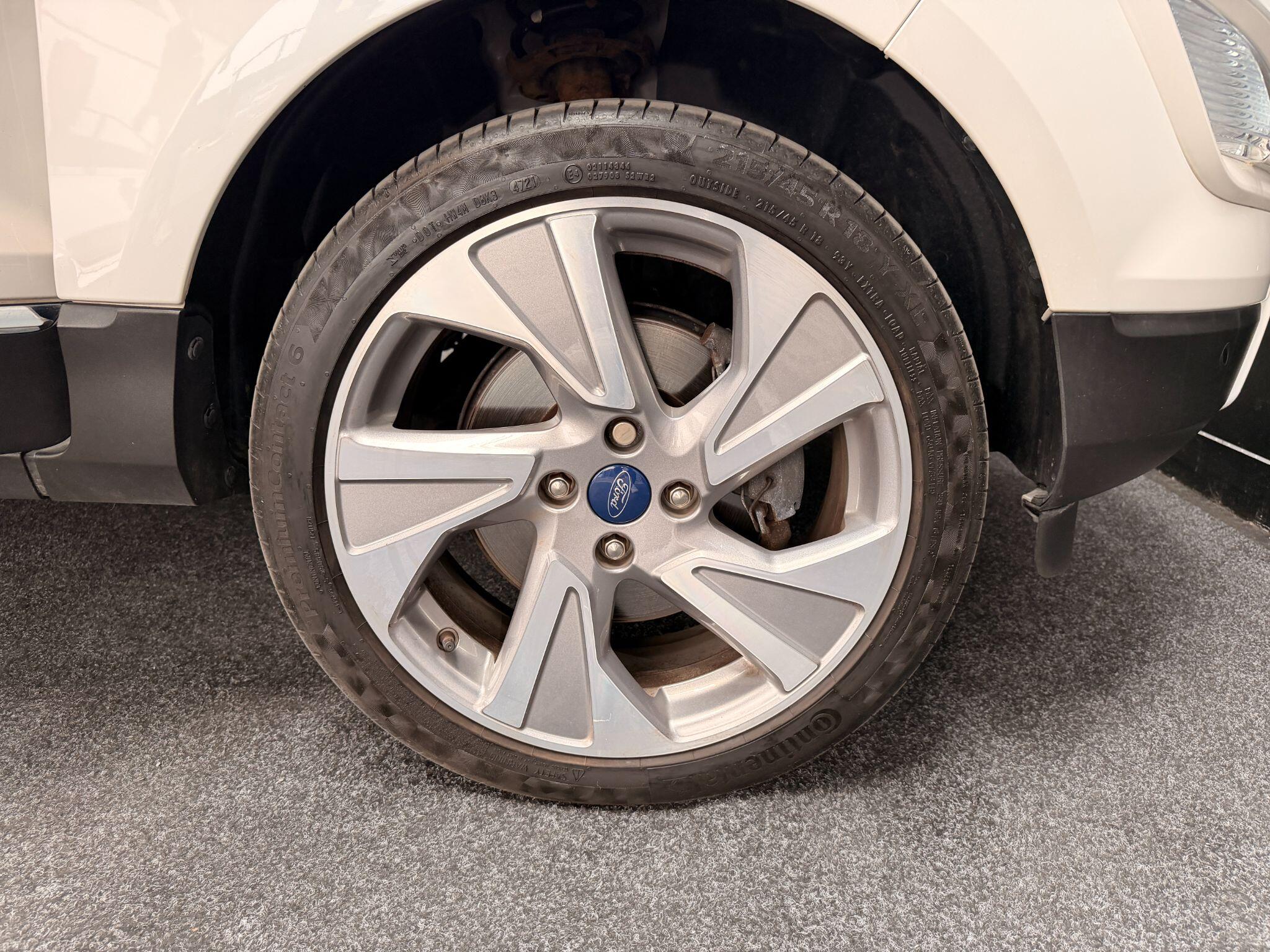 Ford Ecosport view 17