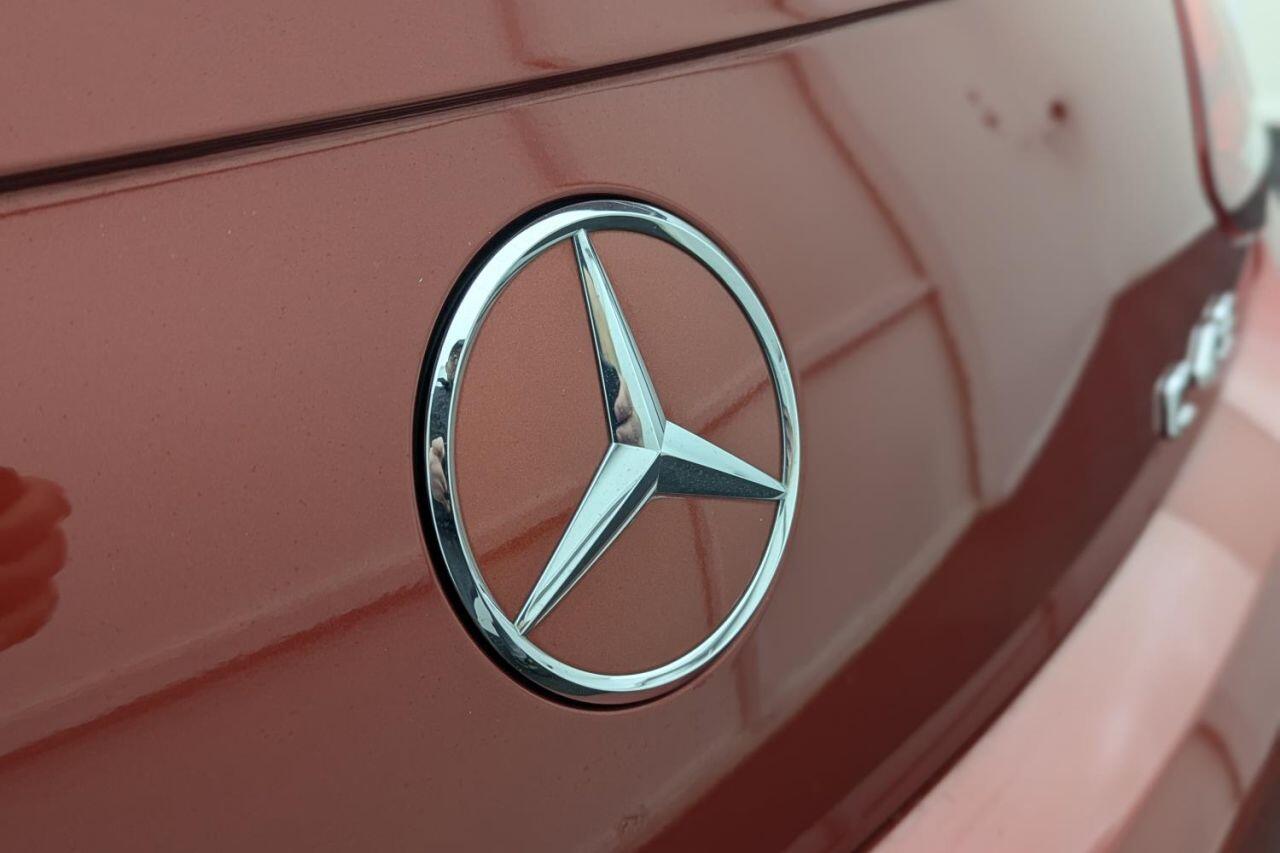 Mercedes-Benz C-Class view 45