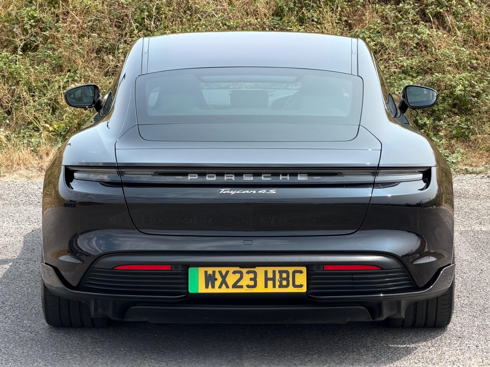 Porsche Taycan view 40