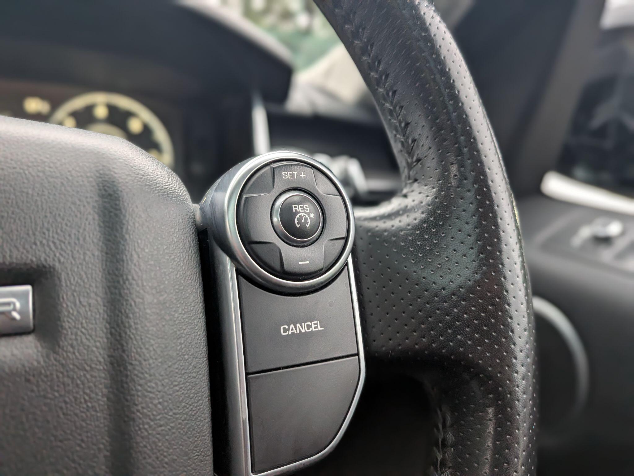Land Rover Range Rover Sport view 37