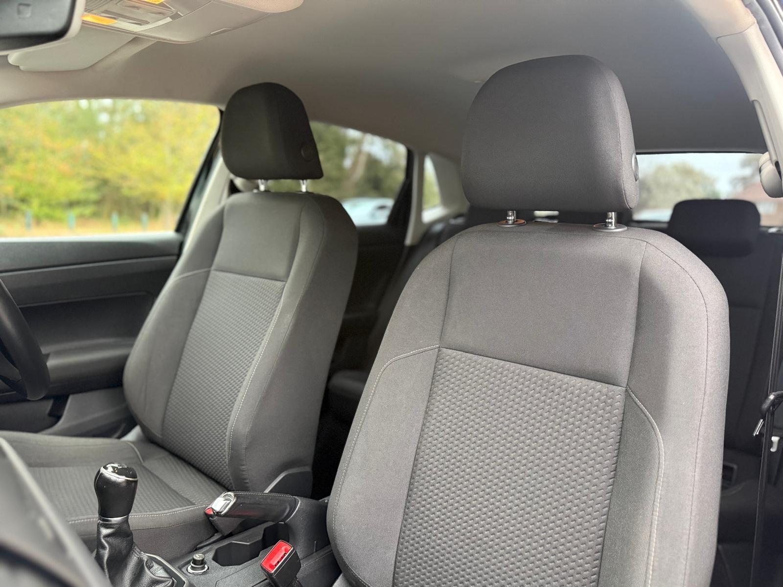 Volkswagen Polo view 34