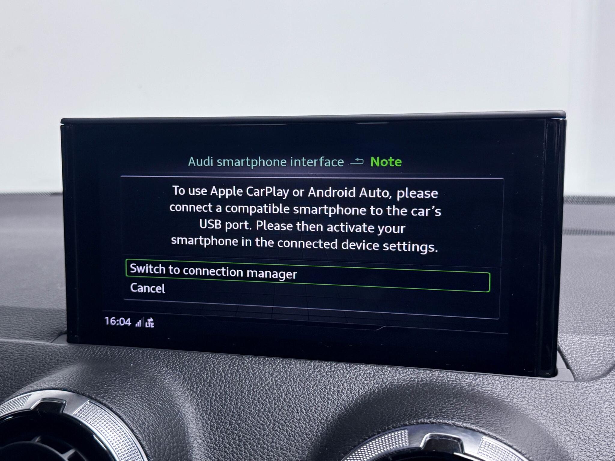 Audi SQ2 view 53