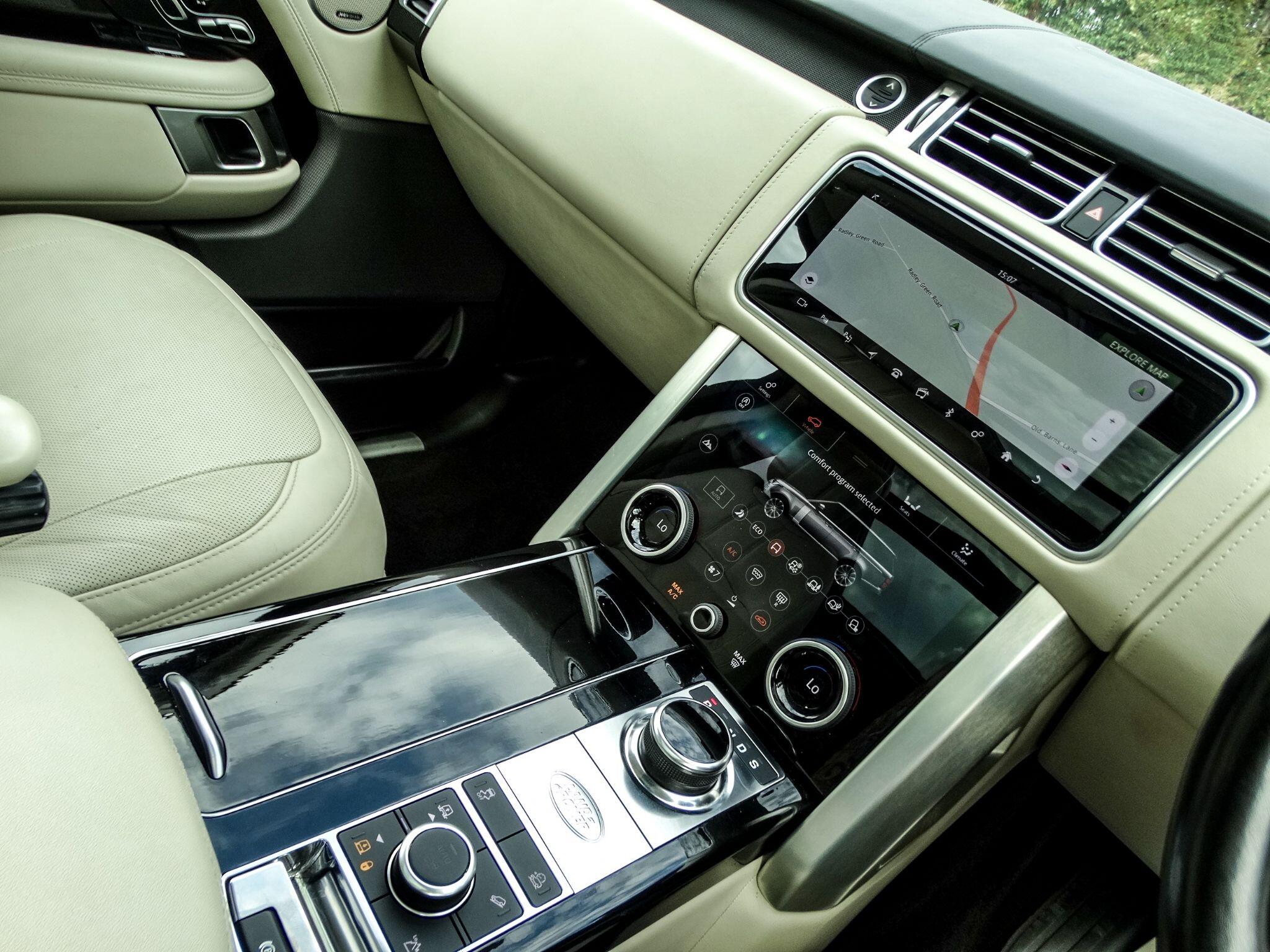 Land Rover Range Rover view 6