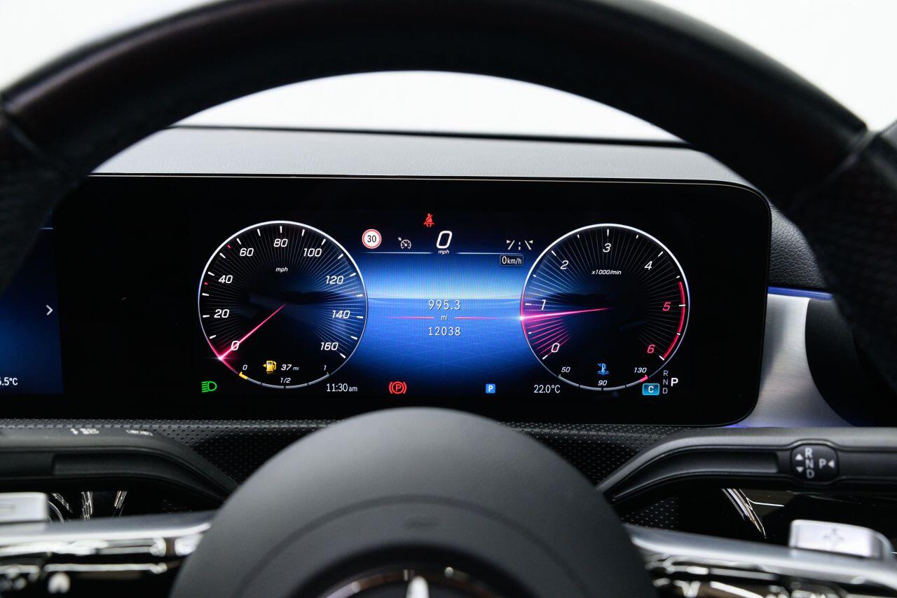 Mercedes-Benz CLA view 40